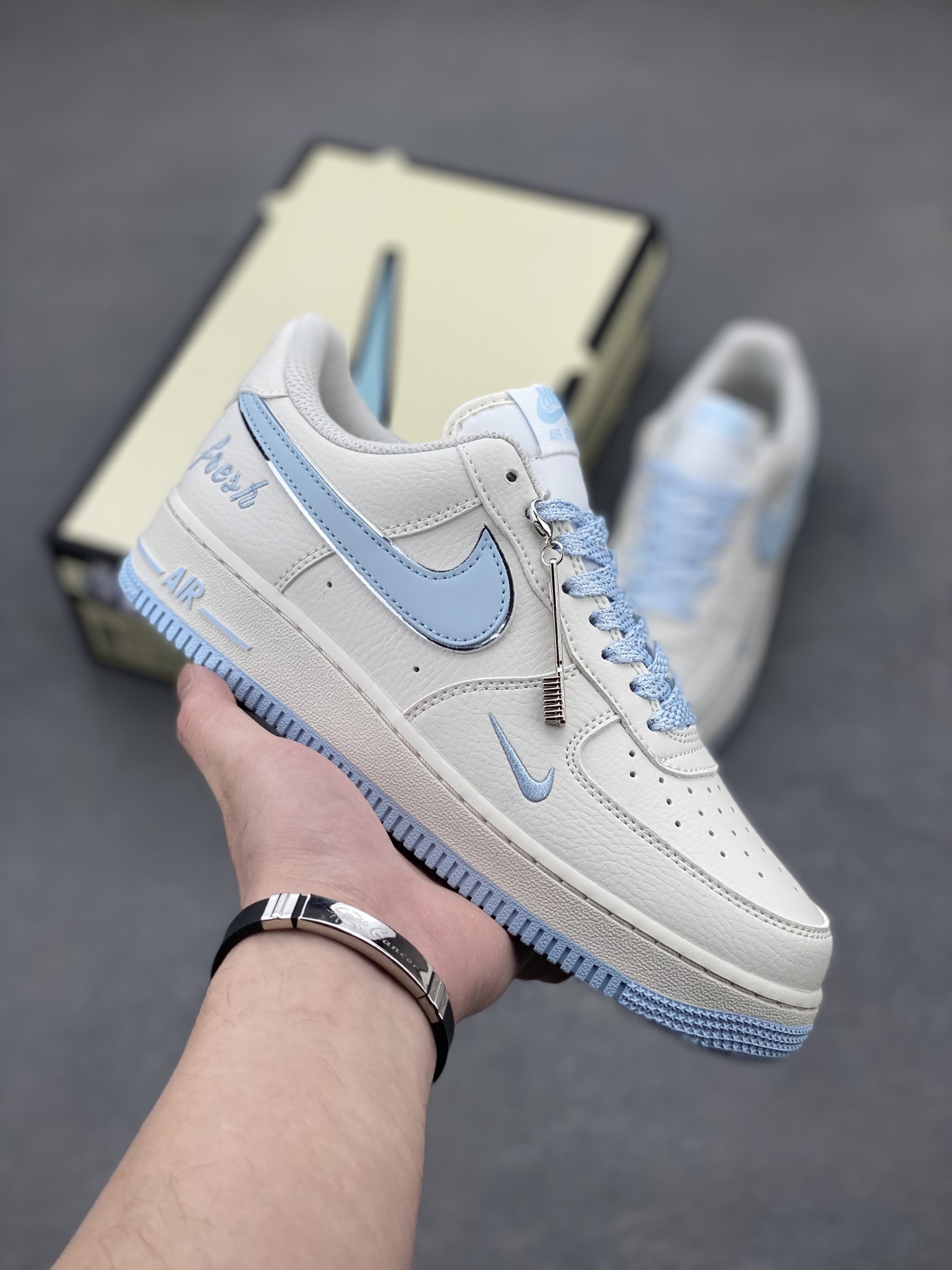 Air Force 1 '07 Louis Vuitton Light Grey - Stylish and Comfortable Sneakers 2 i1743959323393 1454 0 0