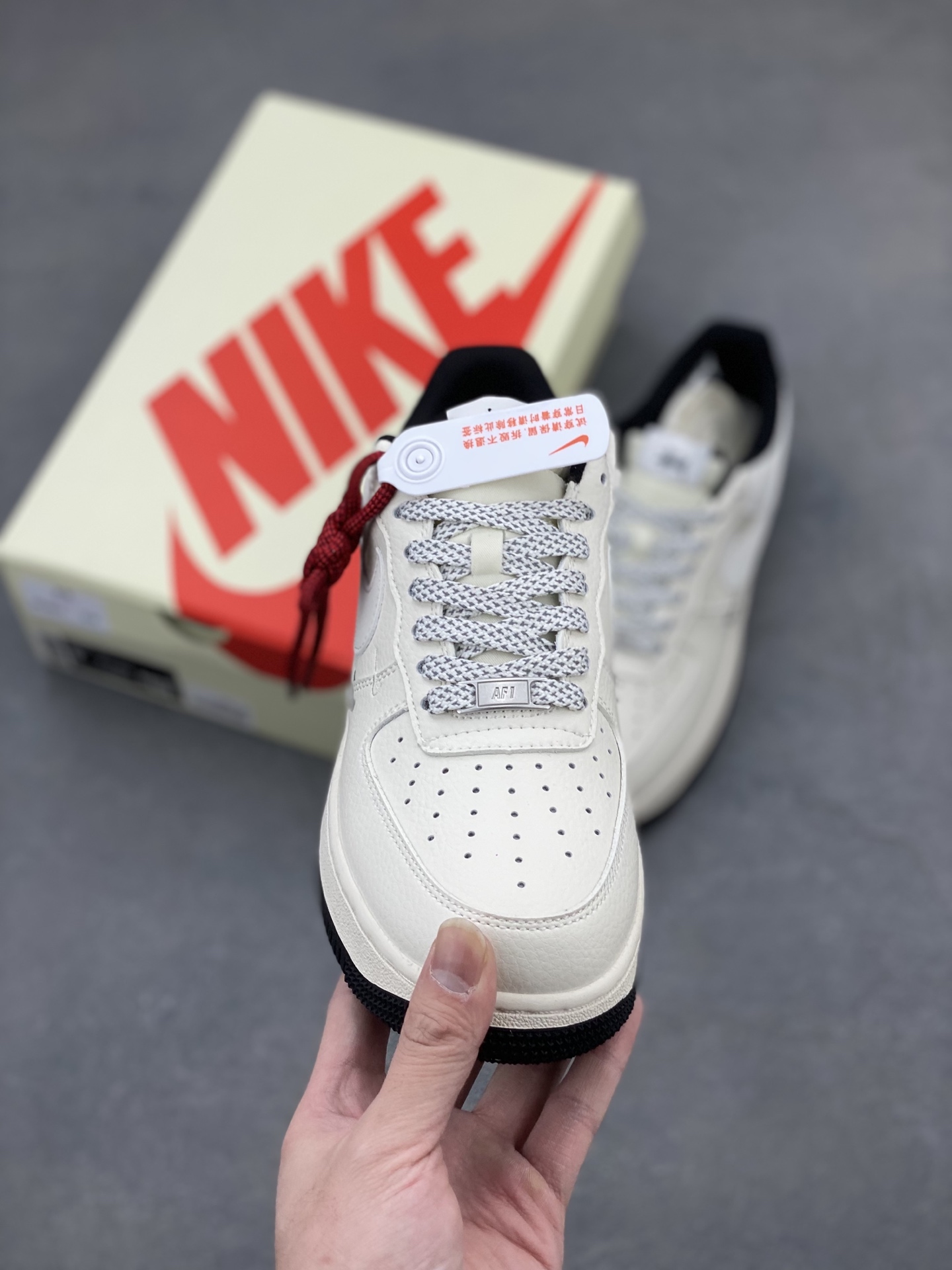 Nike Air Force 1 '07 Low White/Black Limited Edition Sneakers 3 i1743959856358 1287 0 1