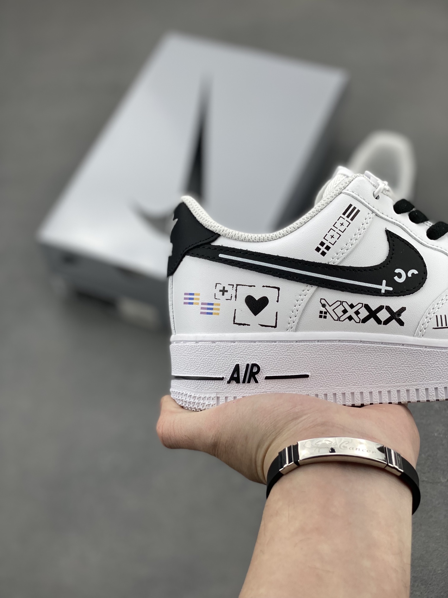 Nike Air Force 1 '07 Low White/Black Sneakers Limited Edition 6 i1743960132556 1062 0 4
