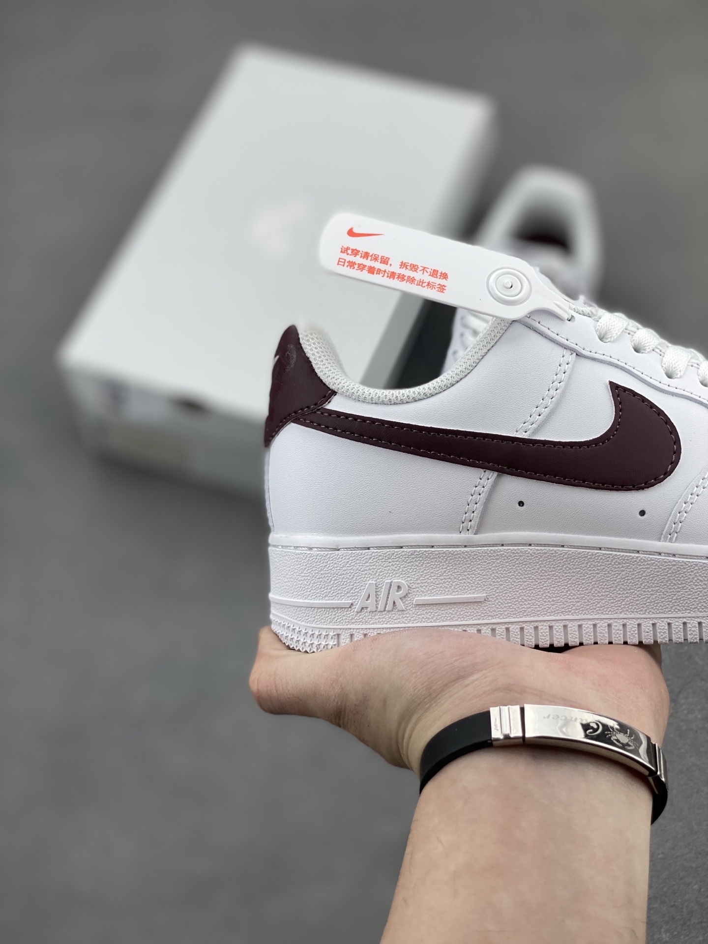 Nike Air Force 1 '07 Low White Maroon Casual Sneakers FJ4146-112 6 i1744096377093 2982 0 4
