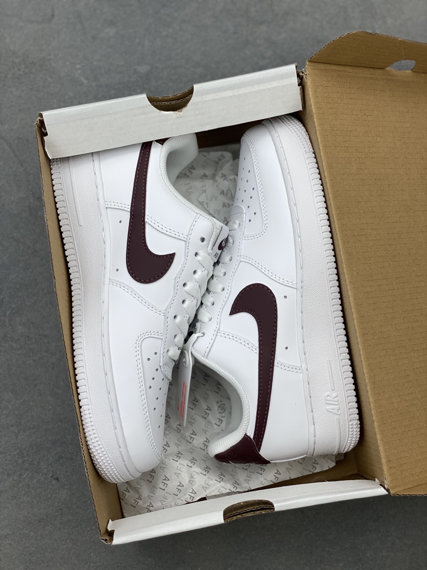 Nike Air Force 1 '07 Low White Maroon Casual Sneakers FJ4146-112 10 i1744096378586 7173 0 8