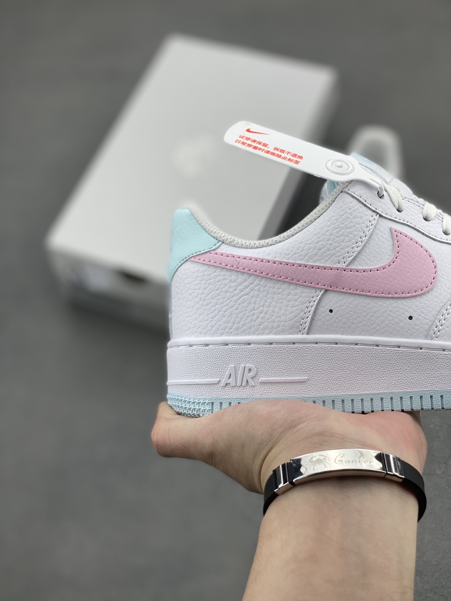 Nike Air Force 1 '07 Low White/Pink Women's Casual Sneakers IH0640-161 6 i1744313990807 8298 0 4