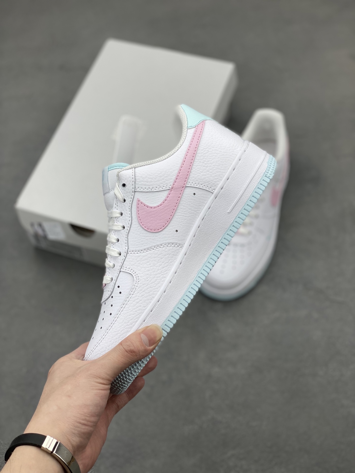 Nike Air Force 1 '07 Low White/Pink Women's Casual Sneakers IH0640-161 4 i1744313993216 9455 0 2