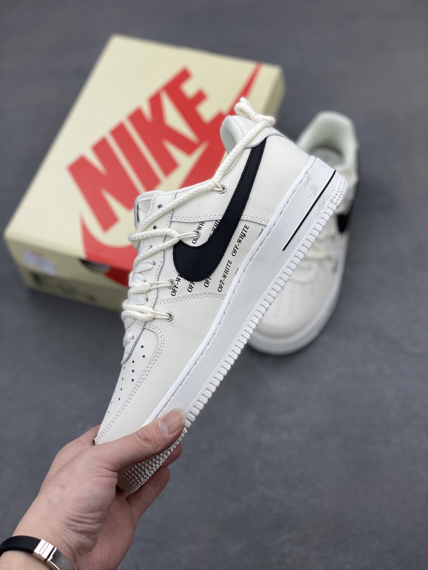 Nike Air Force 1 Low Off-White White Black Men's Sneakers 4 i1744489462188 7625 0 2