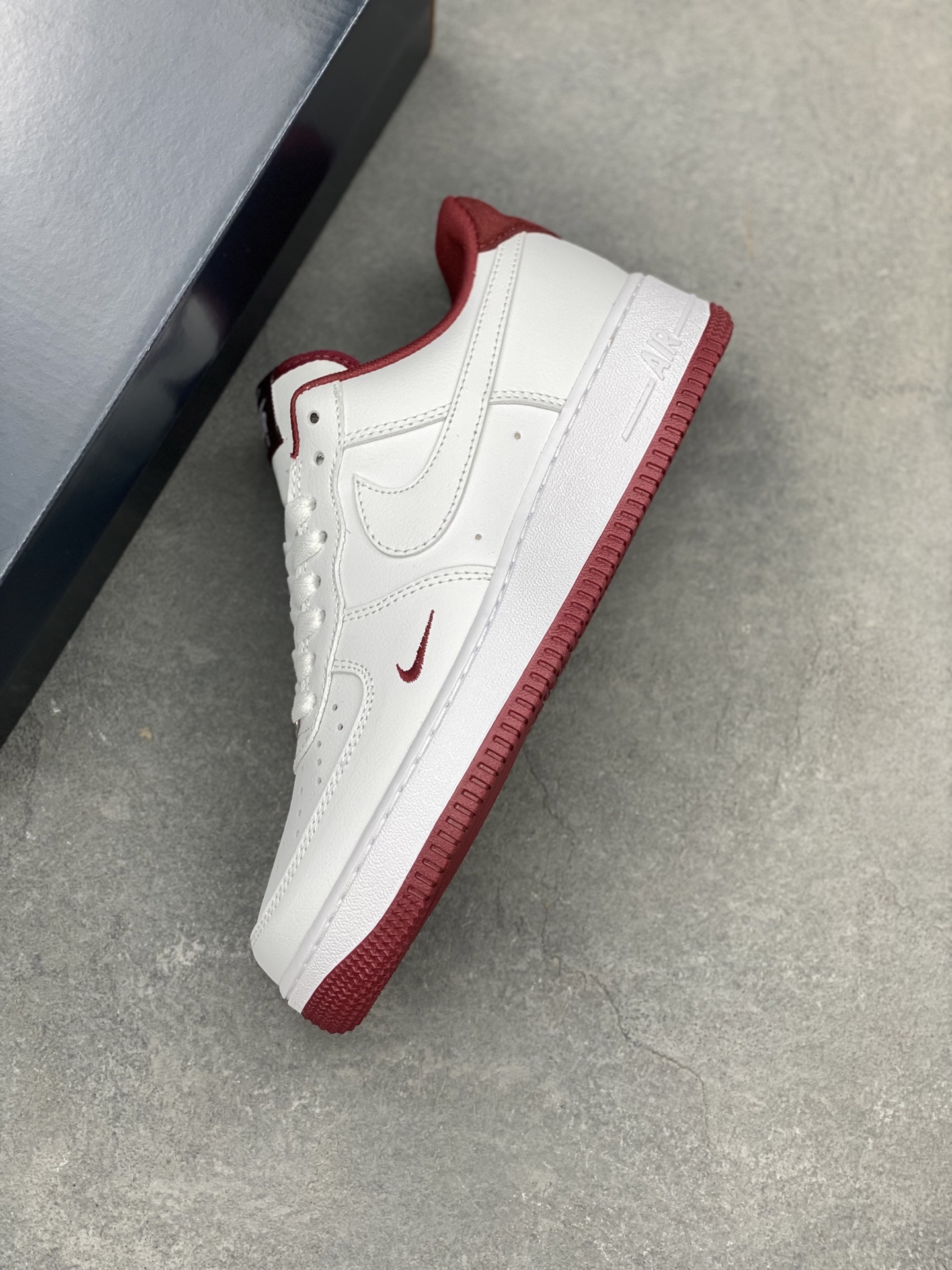 Nike Air Force 1 '07 Low White Burgundy Casual Sneakers HM9483-100 8 i1744489594132 9190 0 6