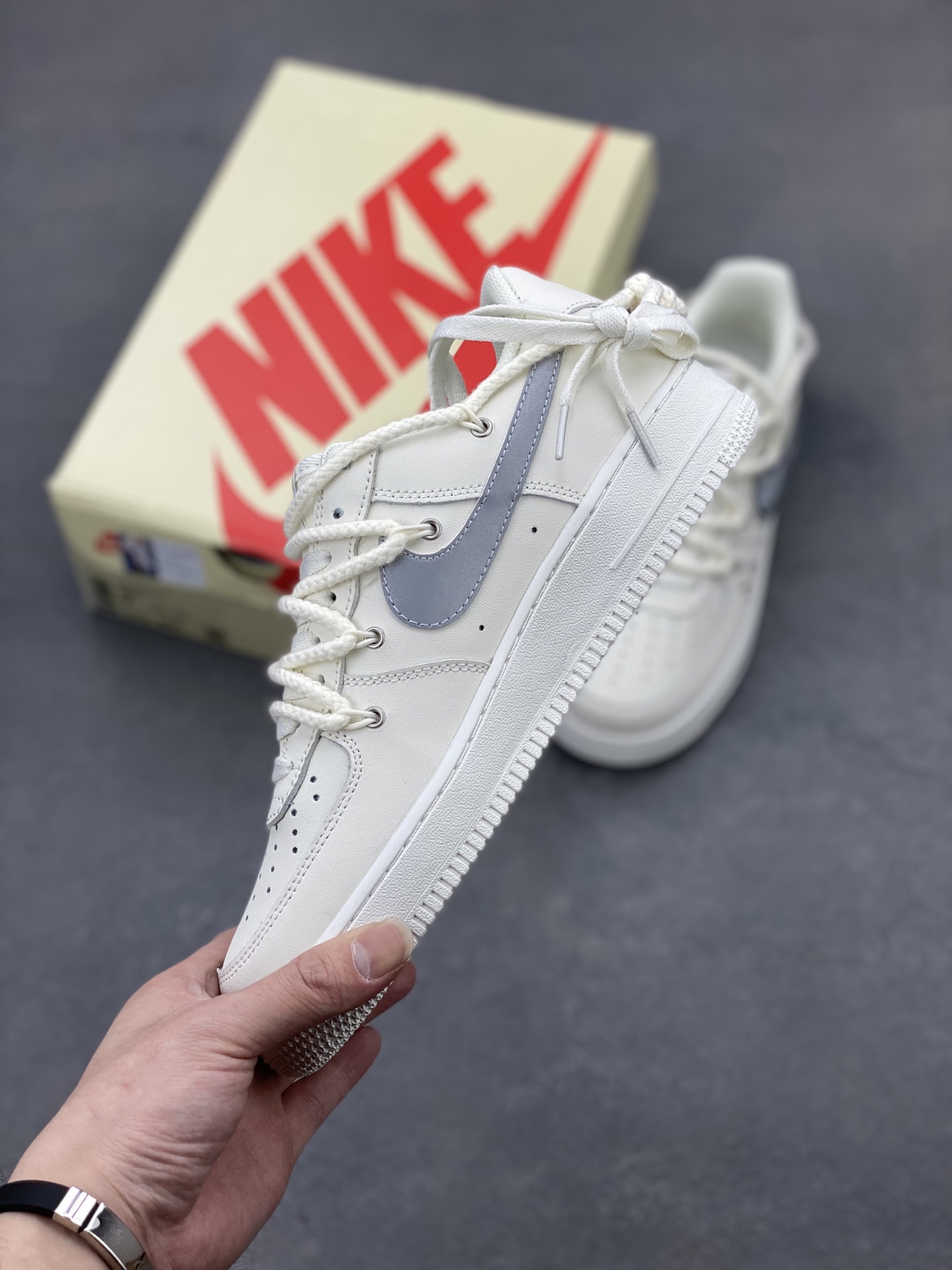 Nike Air Force 1 '07 Low Custom Sneakers - Splatter Paint, Limited Edition 4 i1744489686860 4934 0 2