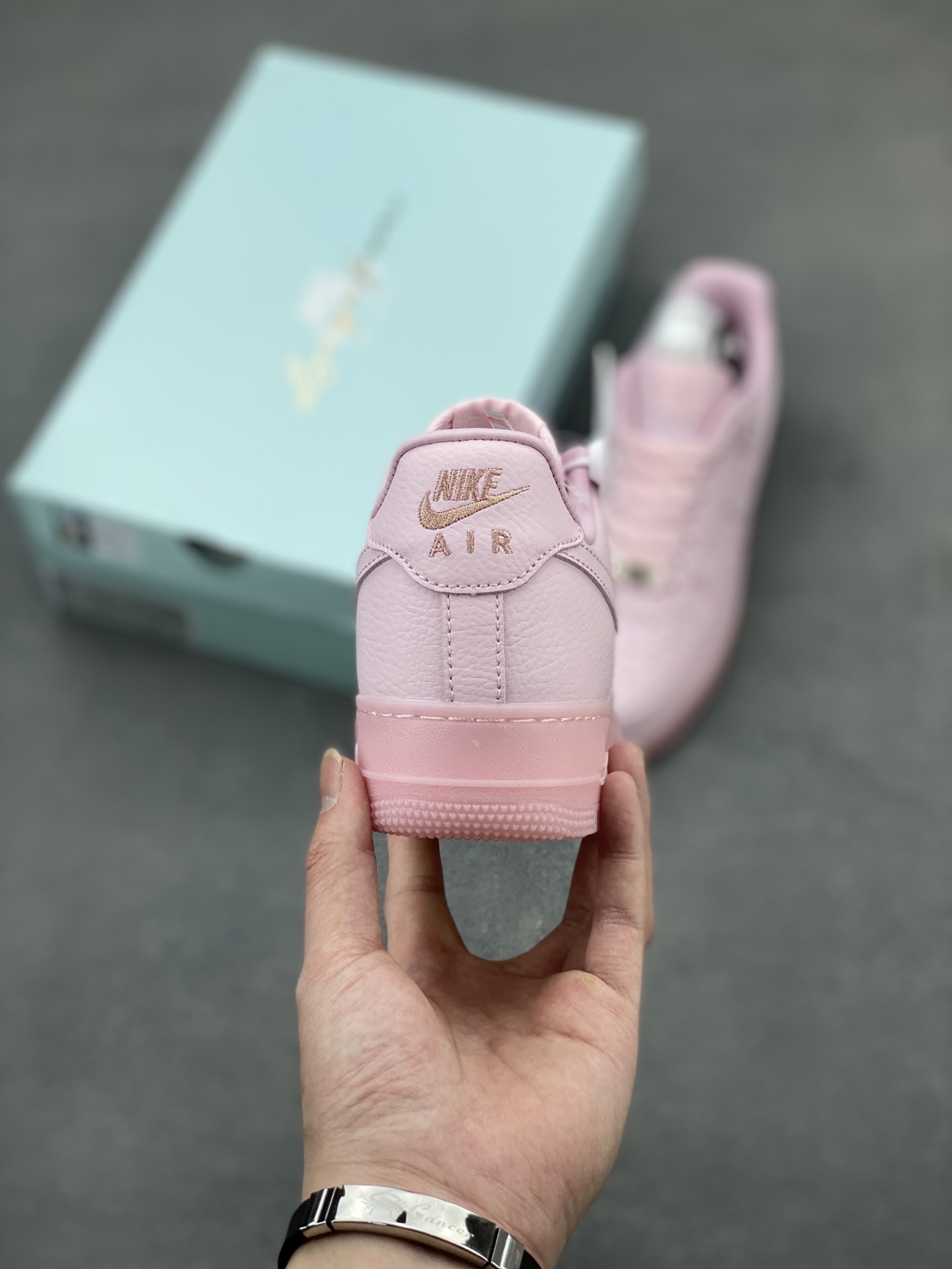 Nike Air Force 1 '07 Low Pink Casual Sneakers CZ8065-600 Limited Edition 5 i1744489765673 4838 0 3