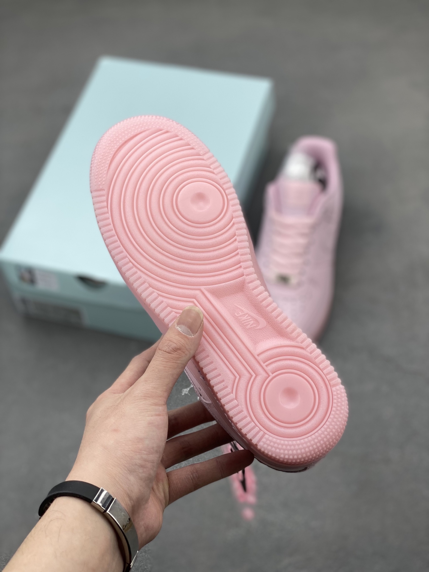 Nike Air Force 1 '07 Low Pink Casual Sneakers CZ8065-600 Limited Edition 7 i1744489765685 9978 0 5