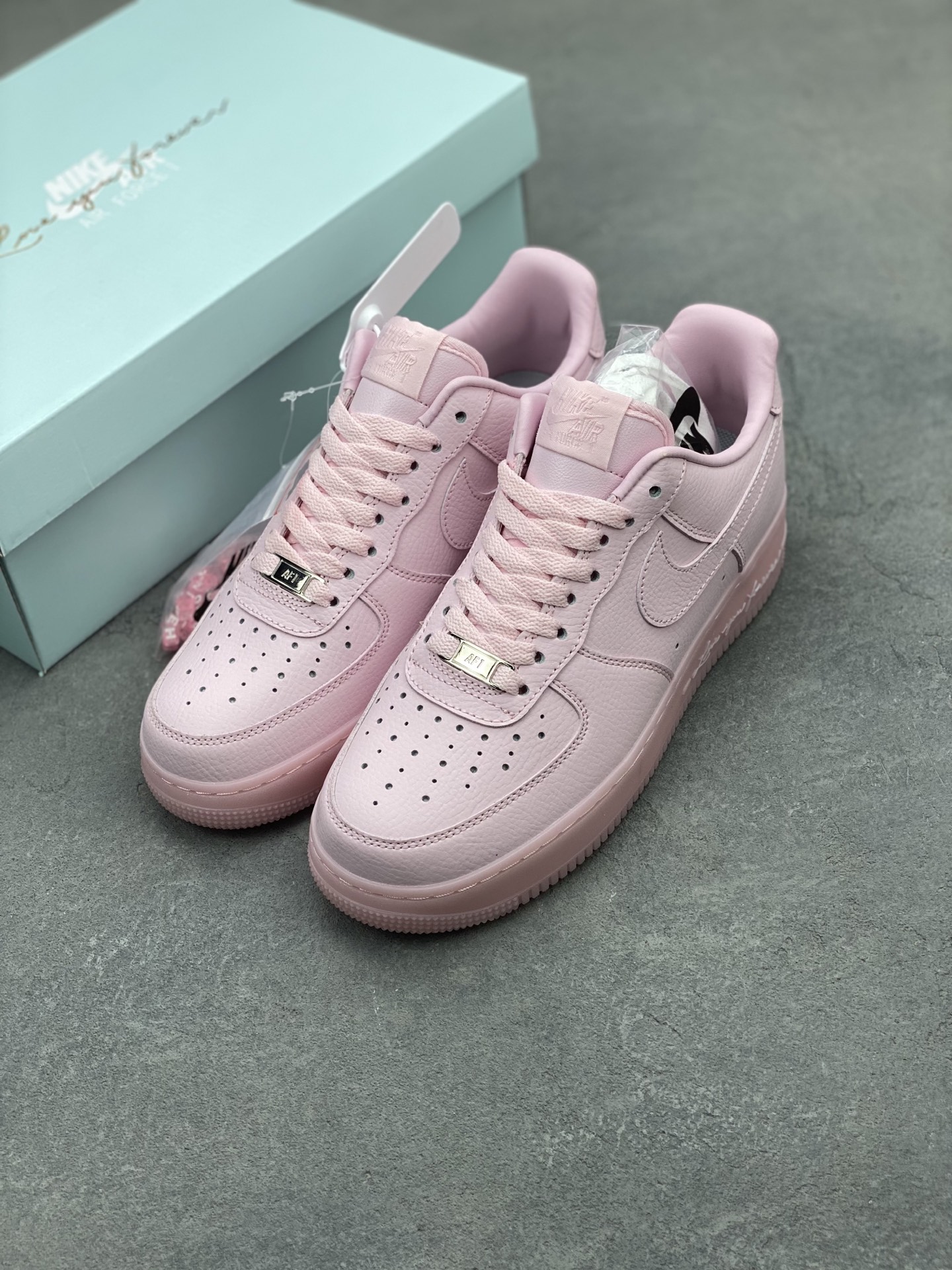 Nike Air Force 1 '07 Low Pink Casual Sneakers CZ8065-600 Limited Edition 9 i1744489765734 5948 0 7