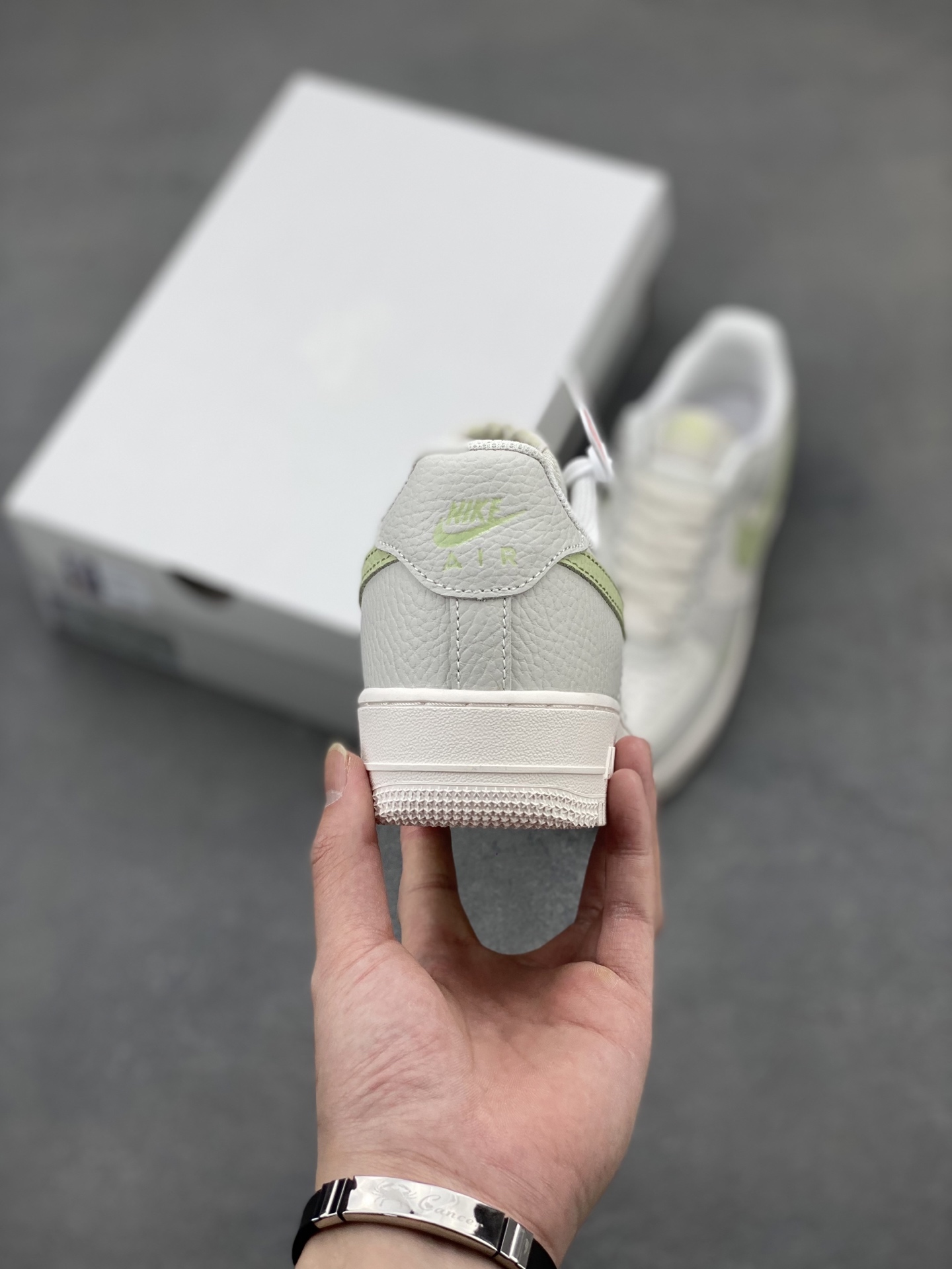Nike Air Force 1 '07 Low Casual Sneakers - Limited Edition, Premium Comfort 5 i1744489809127 3935 0 3