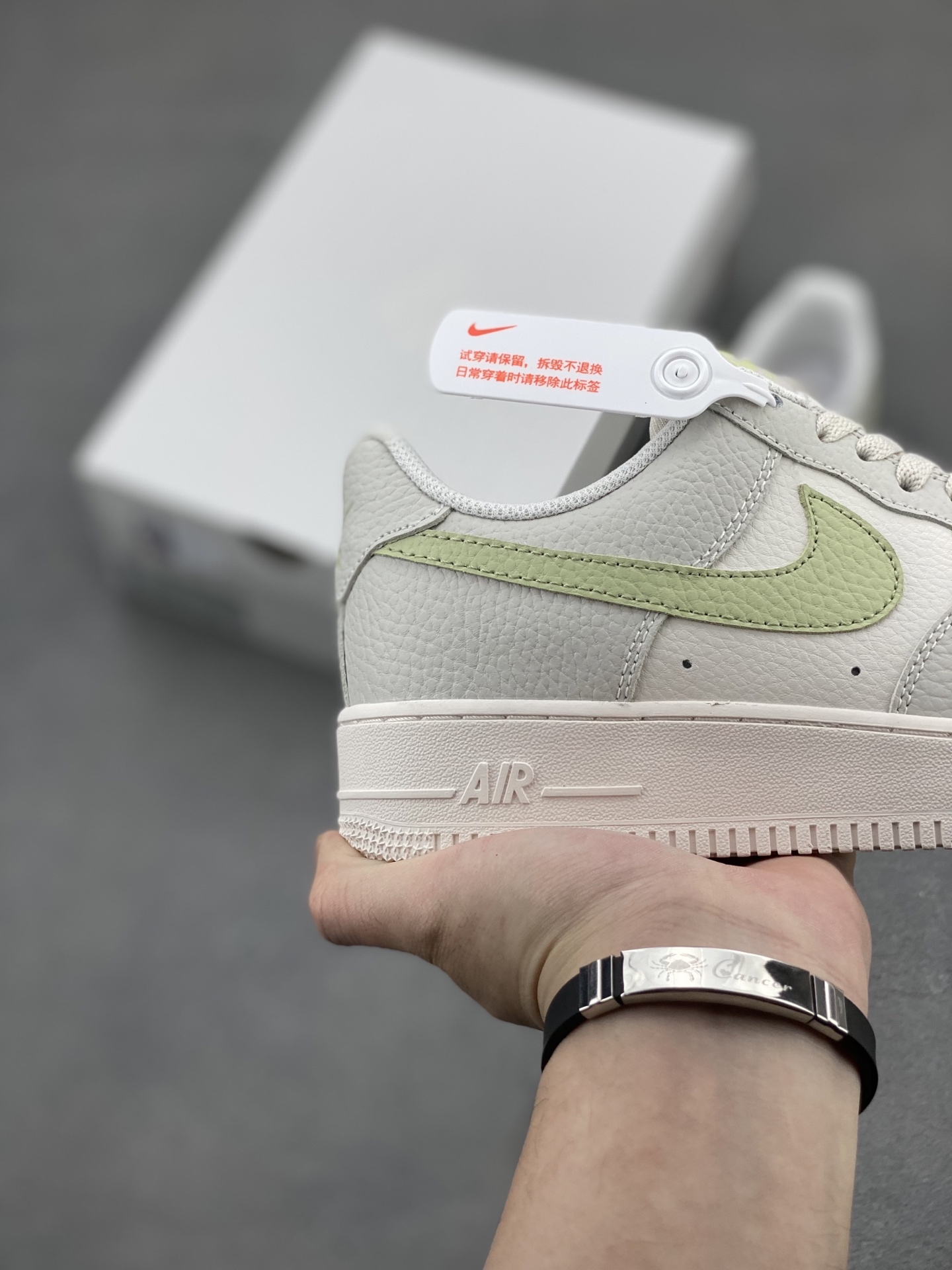 Nike Air Force 1 '07 Low Casual Sneakers - Limited Edition, Premium Comfort 6 i1744489813162 7686 0 4