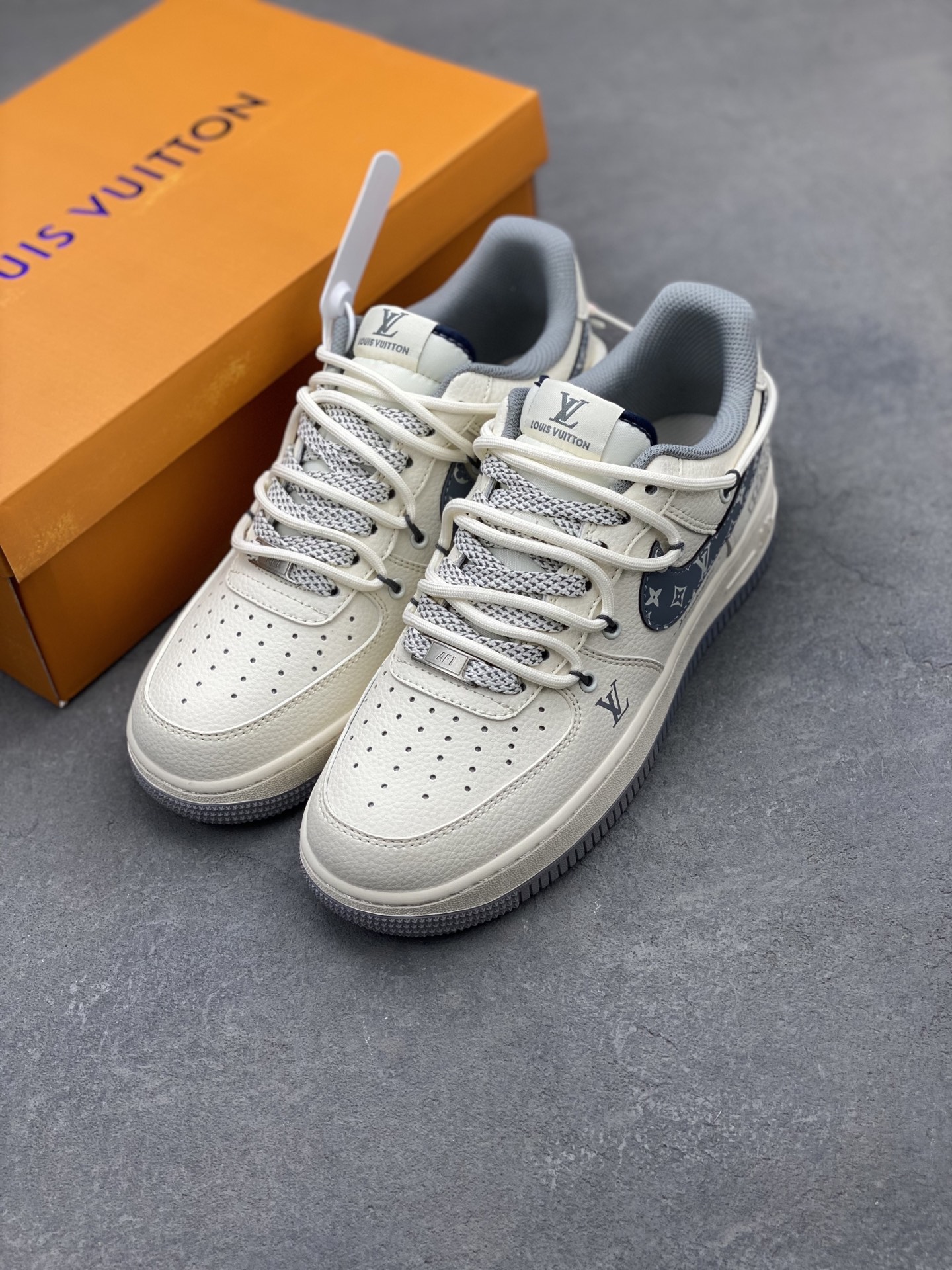 Nike Air Force 1 '07 Low Sneakers - Limited Edition, Premium Comfort 9 i1744490005298 5897 0 7