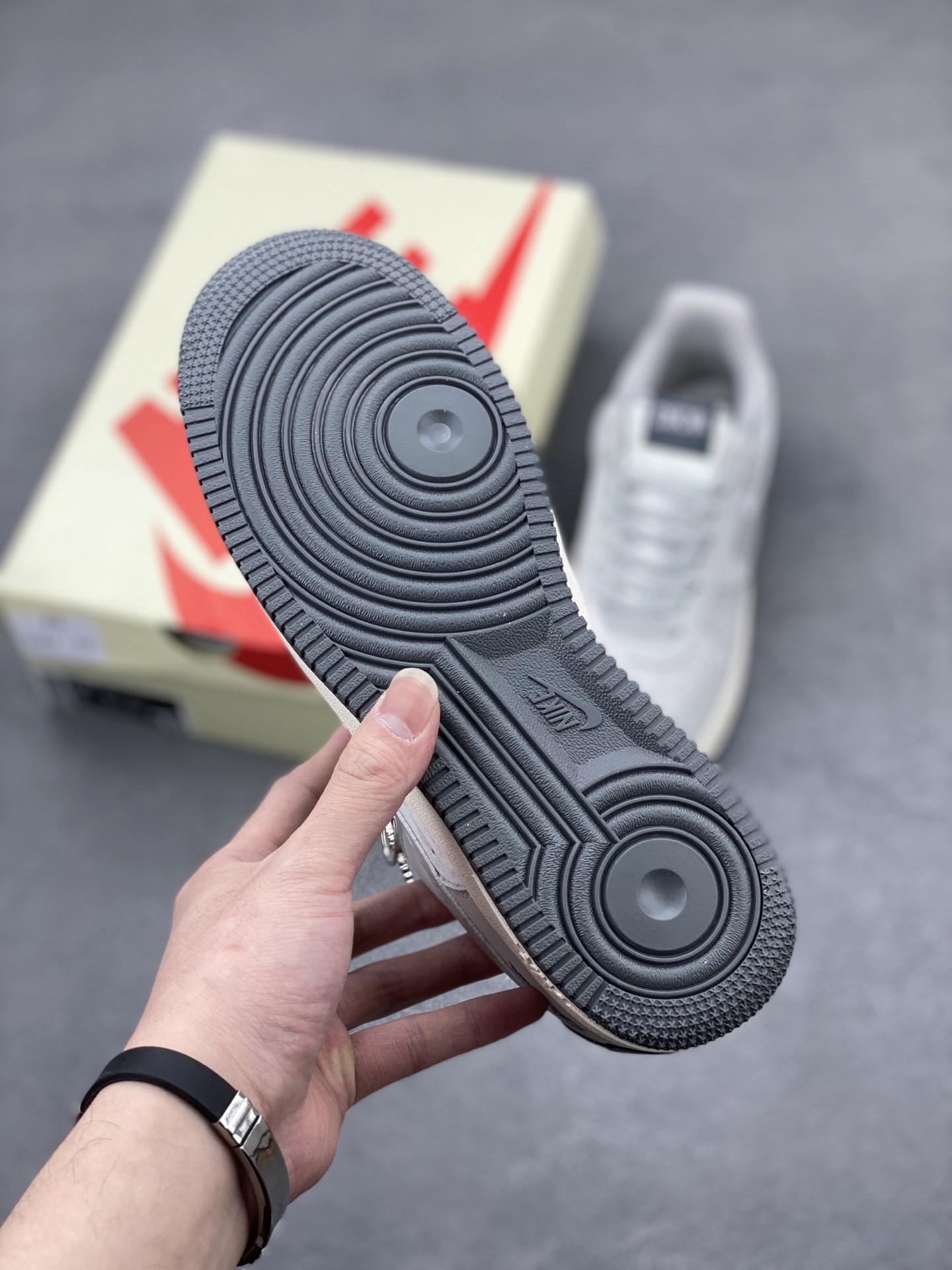 Nike Air Force 1 '07 Low Gray Dior Limited Edition Sneakers 7 i1744572619186 8627 0 5