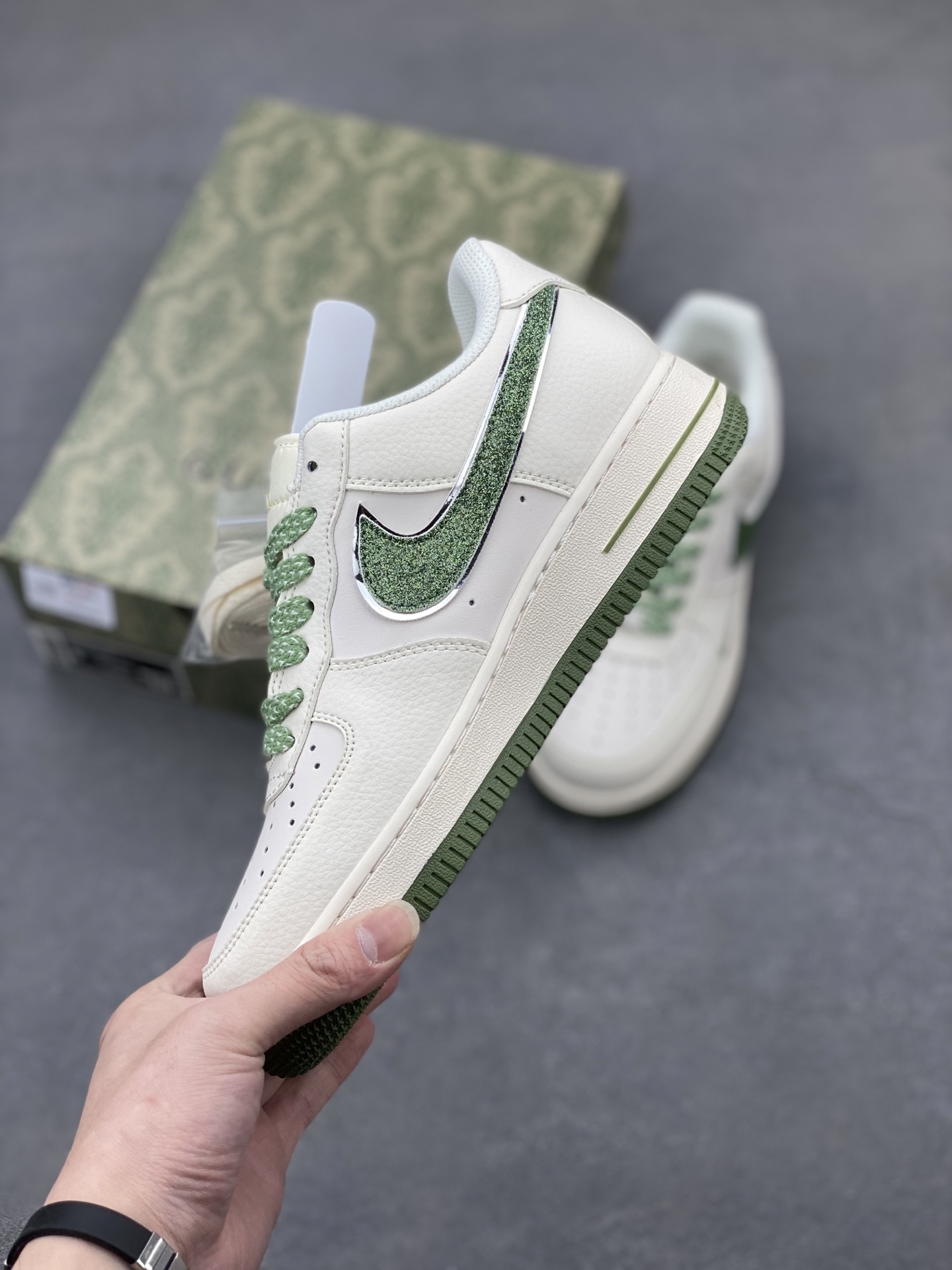Nike Air Force 1 '07 Low Custom Gucci Sneakers Limited Edition Shoes 4 i1744572676480 8097 0 2