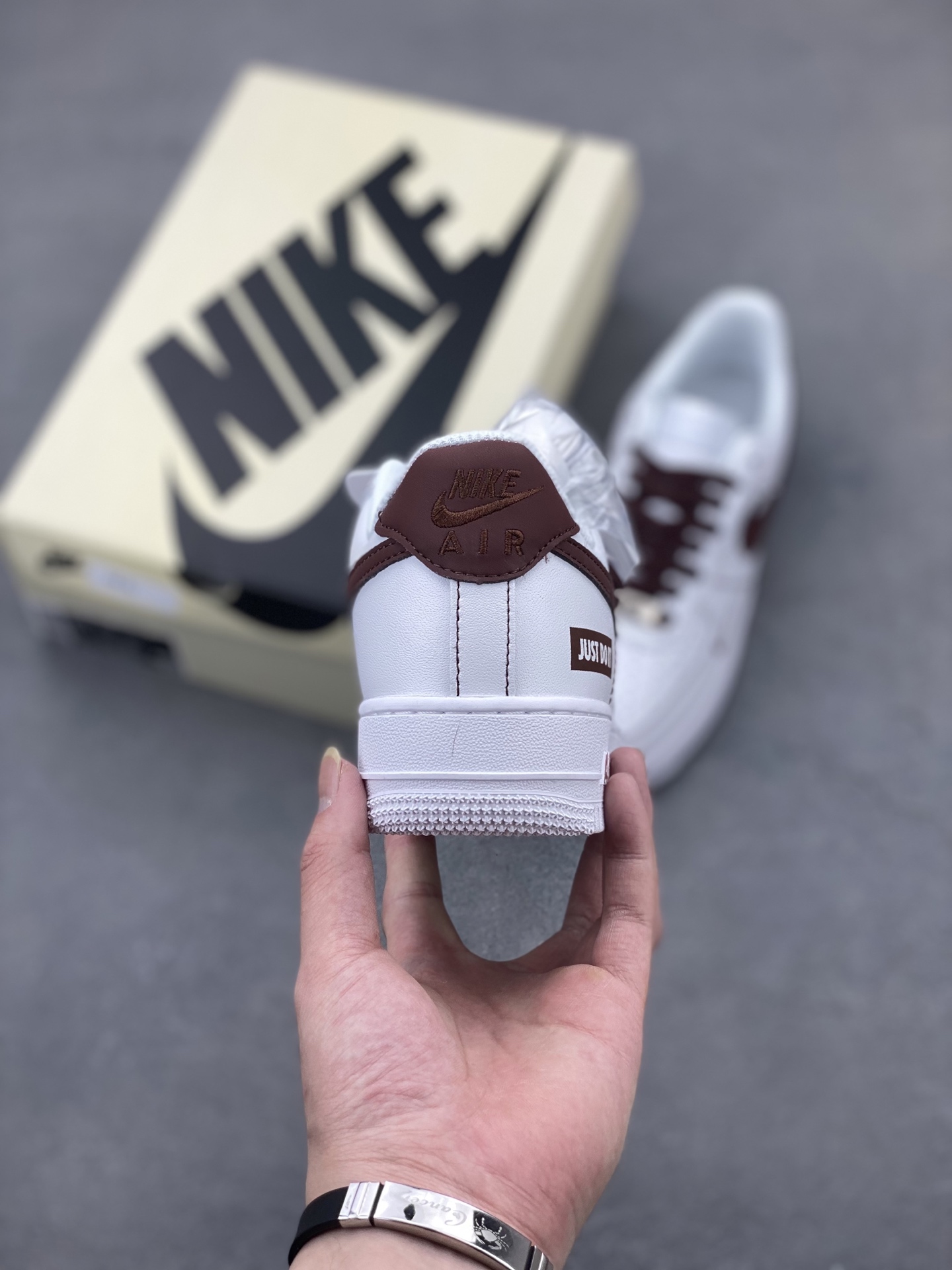Nike Air Force 1 '07 Low White Maroon Casual Sneakers CW2288-027 5 i1745265830135 1817 0 3
