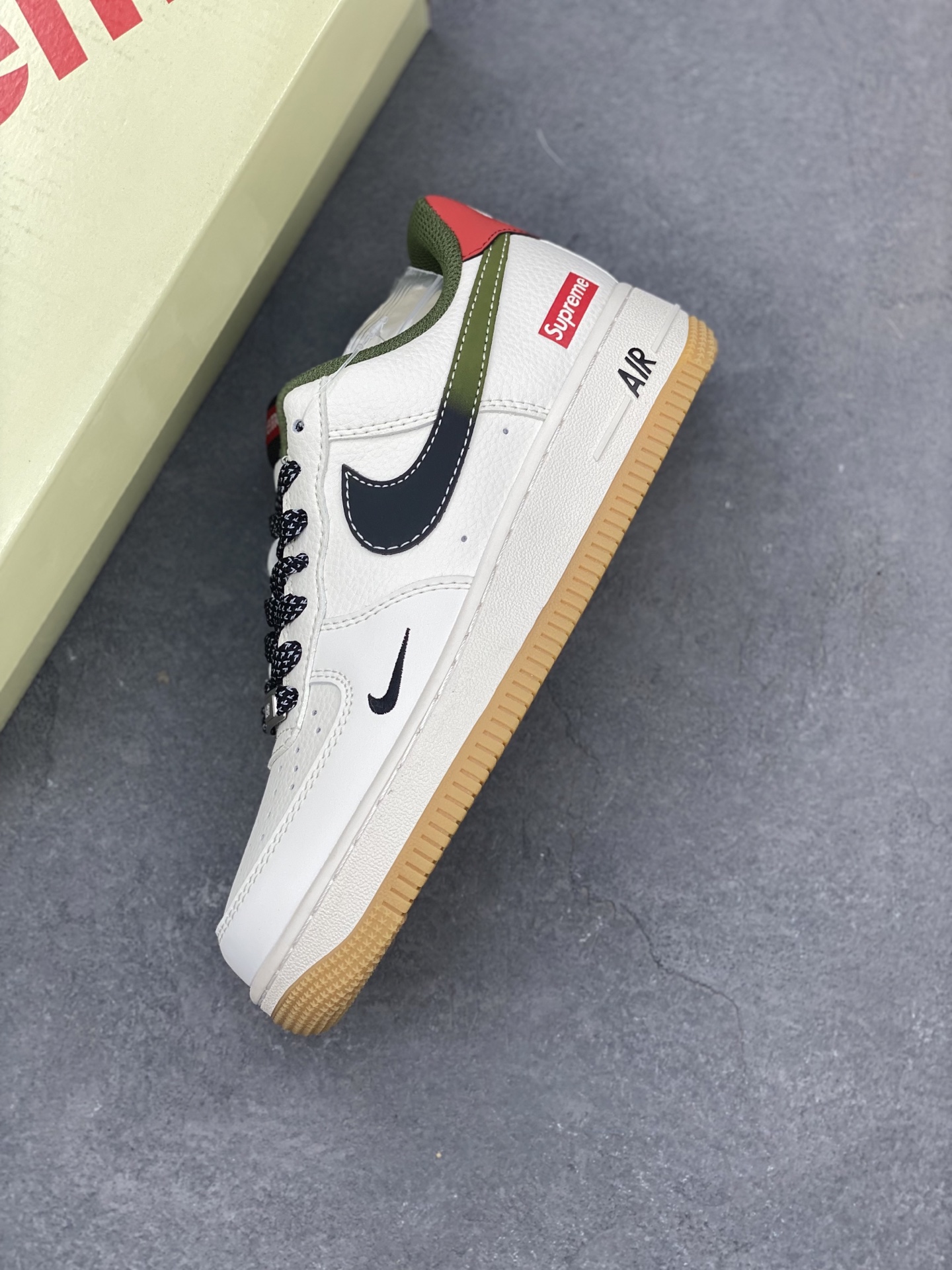 Nike Air Force 1 '07 Low Sneakers - Limited Edition, Premium Comfort 8 i1745522414318 8377 0 6