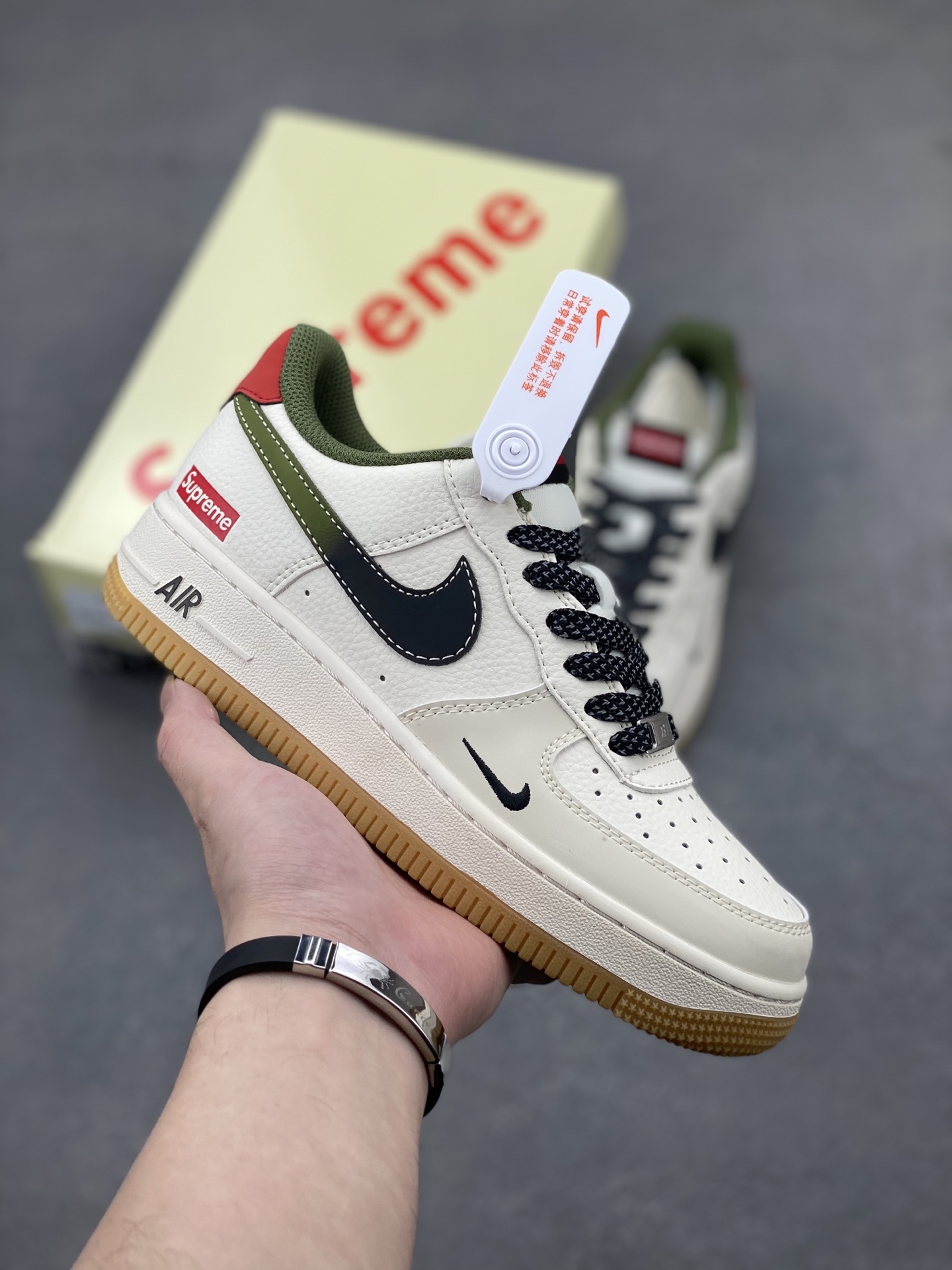 Nike Air Force 1 '07 Low Sneakers - Limited Edition, Premium Comfort 2 i1745522419319 3236 0 0