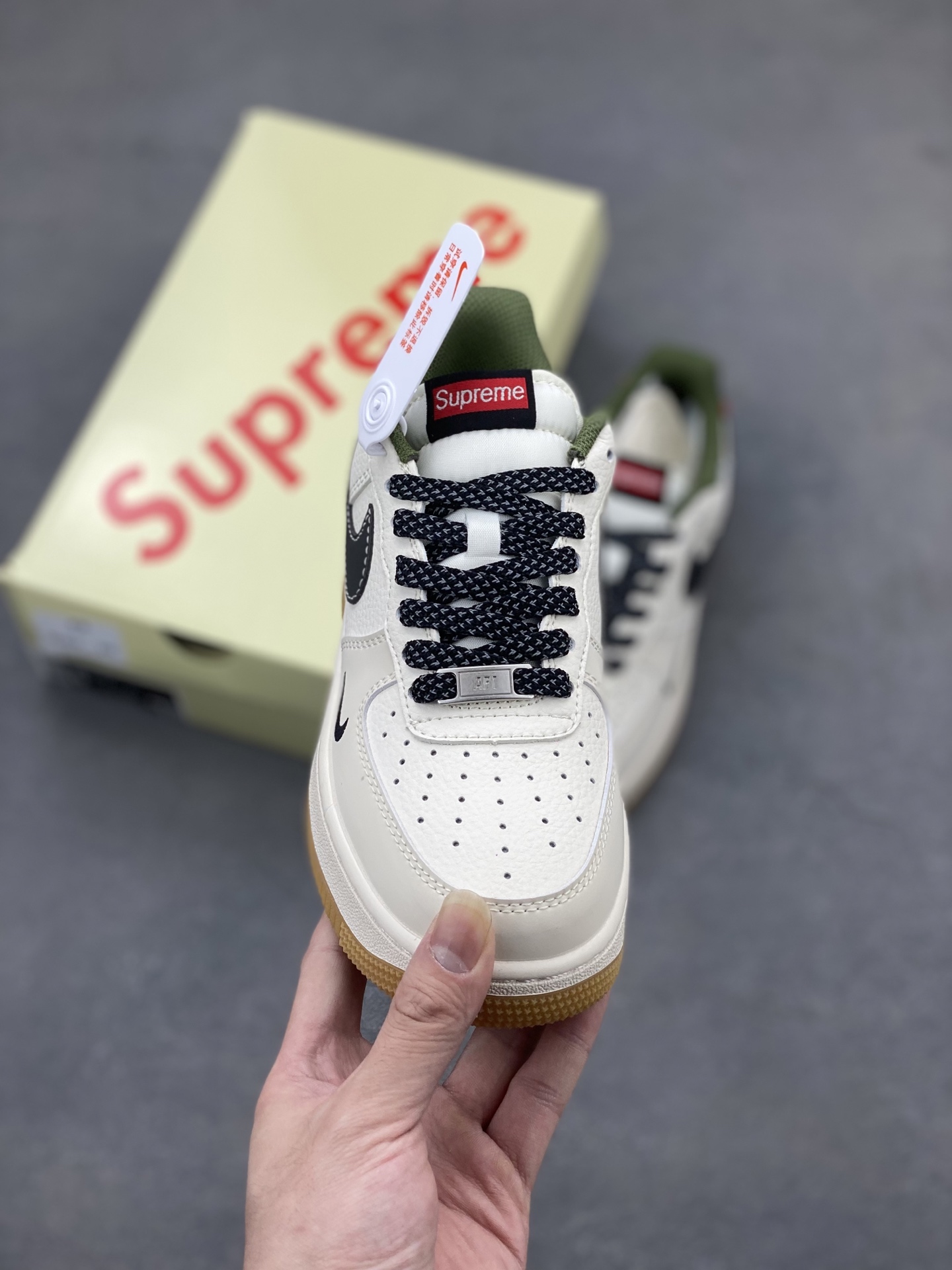 Nike Air Force 1 '07 Low Sneakers - Limited Edition, Premium Comfort 3 i1745522419324 2277 0 1