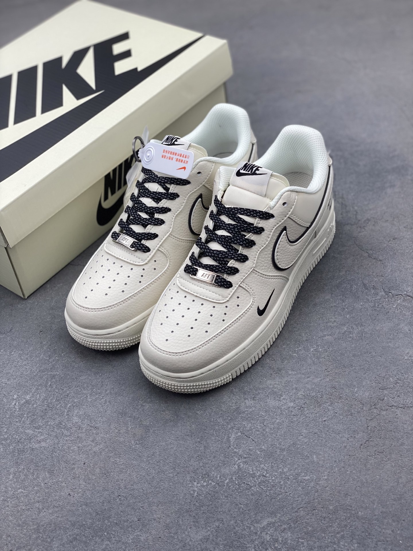 Nike Air Force 1 '07 Low Sneakers - Premium Leather, Cushioned Comfort 9 i1748549858612 4708 0 7