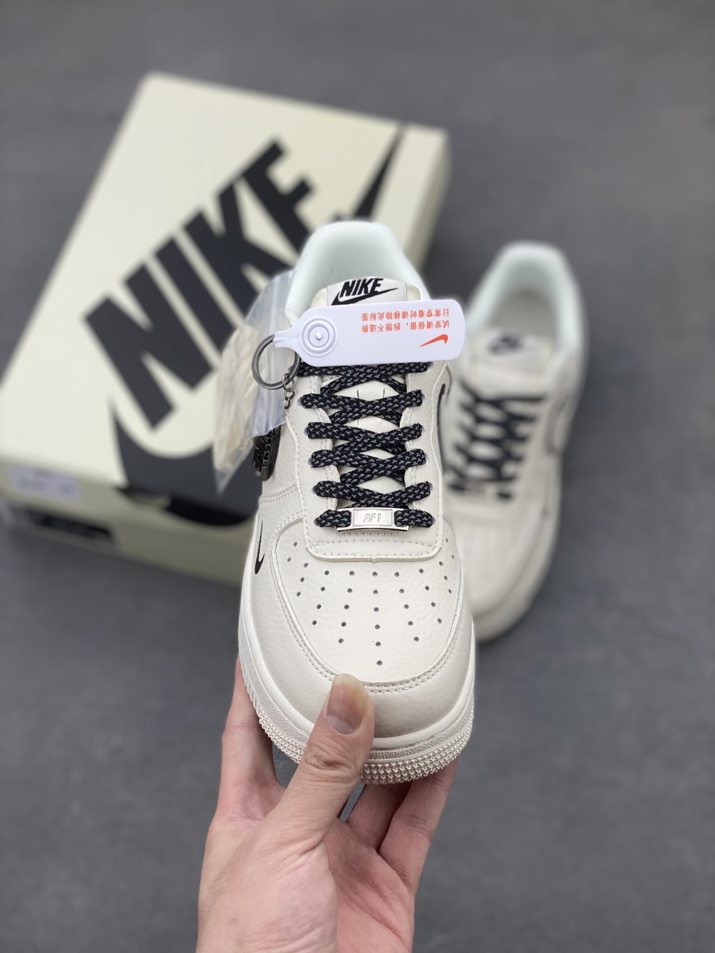 Nike Air Force 1 '07 Low Sneakers - Premium Leather, Cushioned Comfort 3 i1748549858703 3811 0 1