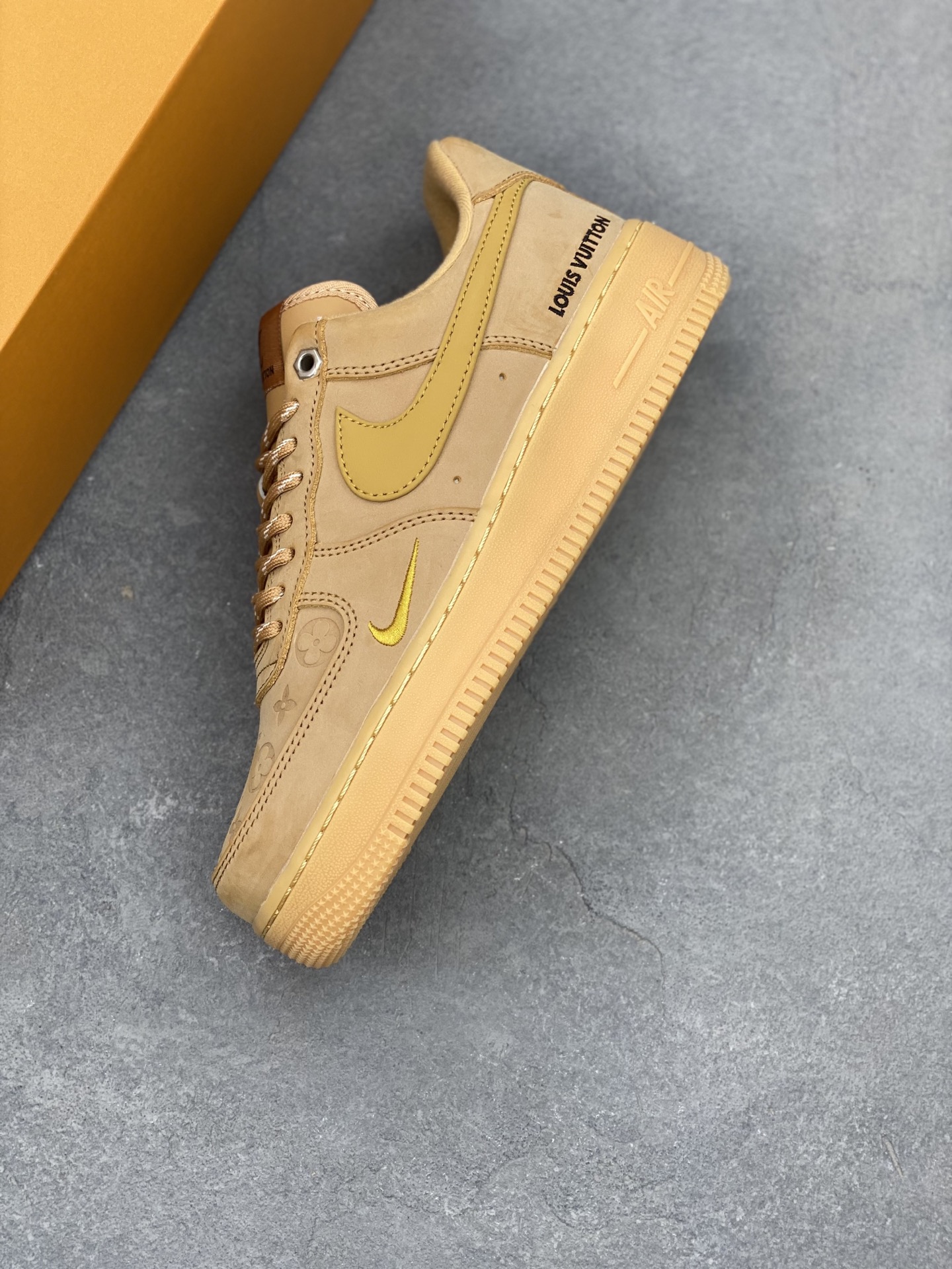 Nike Air Force 1 '07 Low Sneakers - Limited Edition, Stylish Design 8 i1748549922757 859 0 6