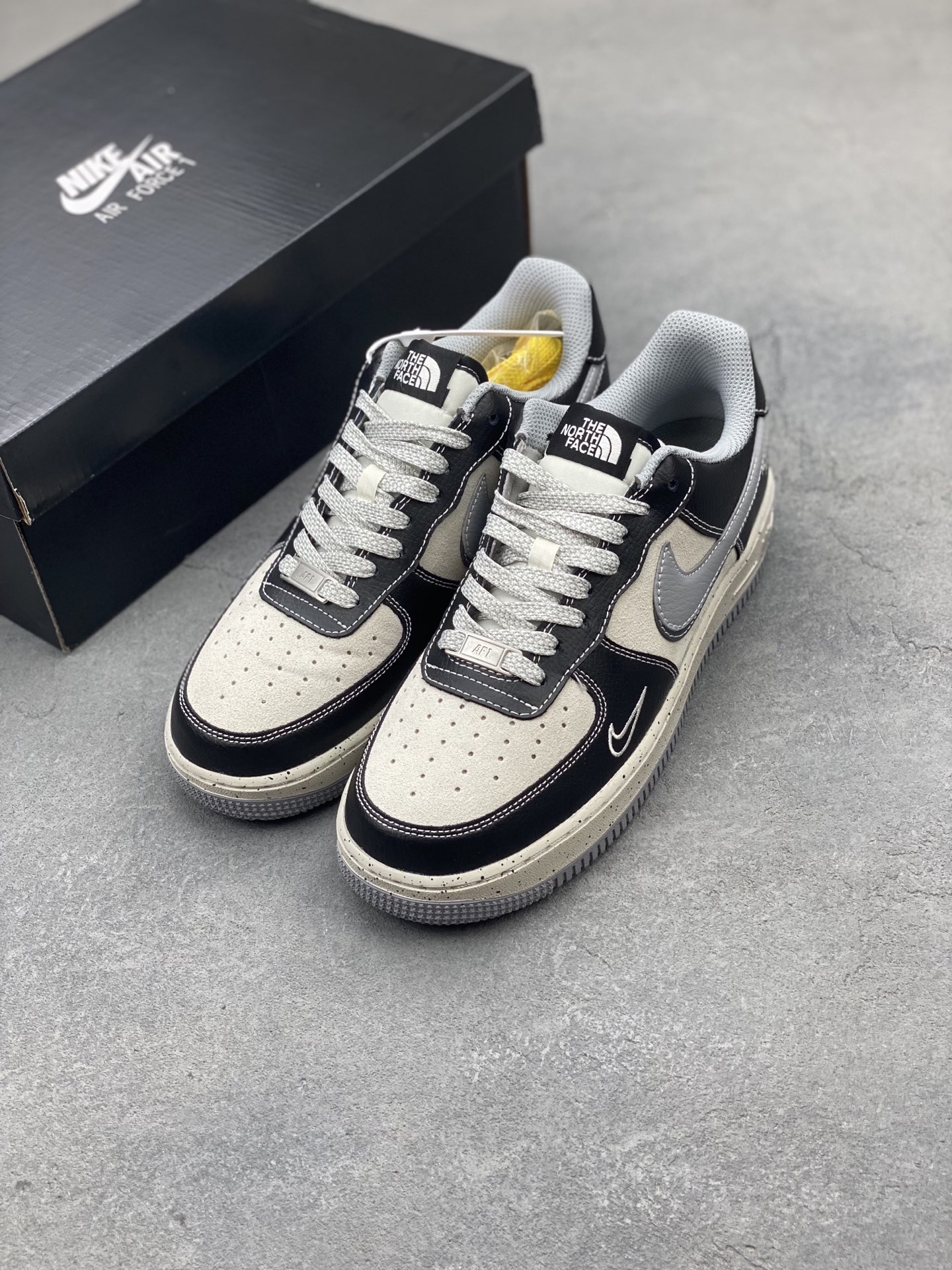 Nike Air Force 1 '07 Low The North Face Black Grey Sneakers 9 i1748550102530 9643 0 7