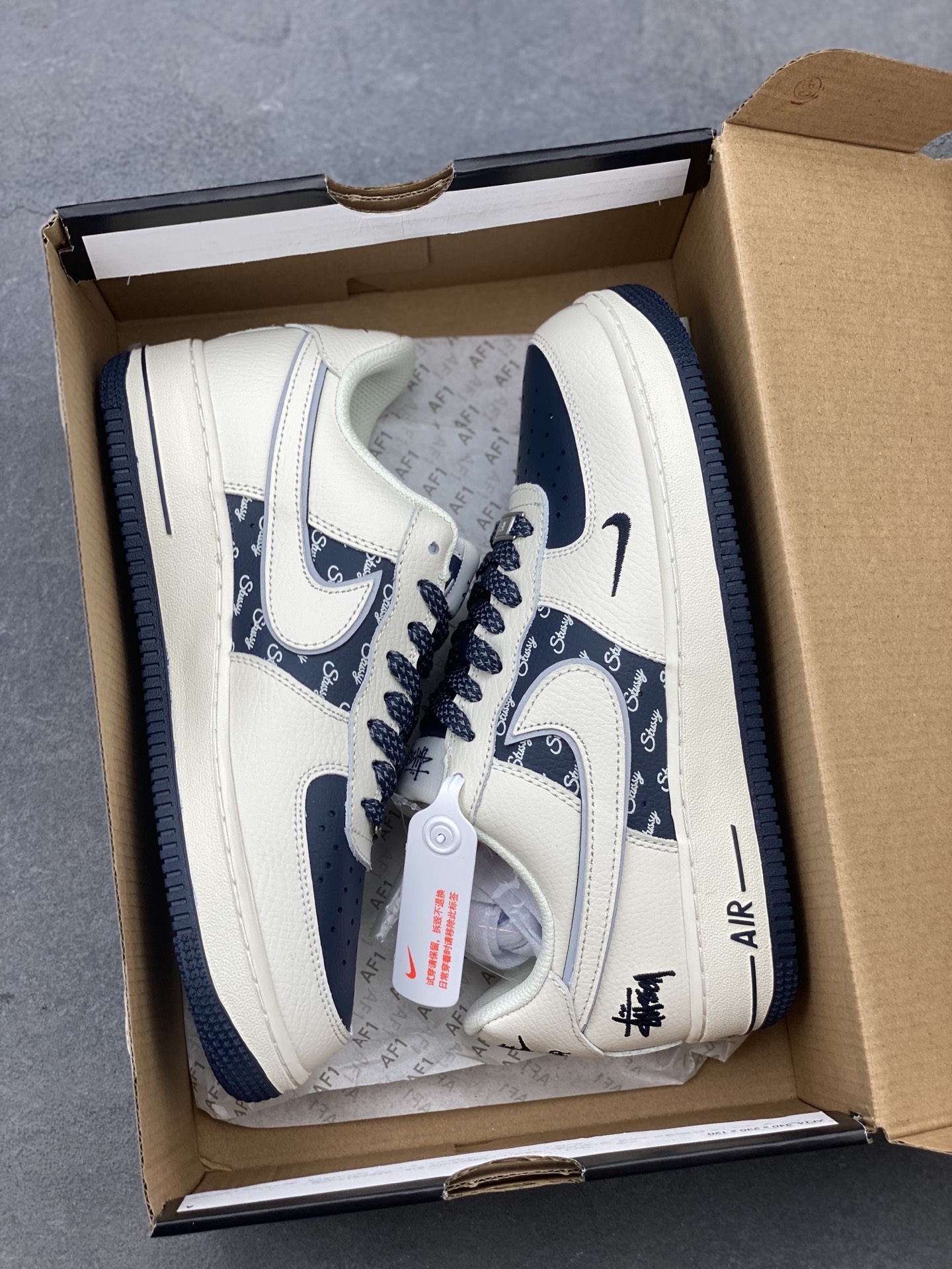 Nike Air Force 1 '07 Low Stussy Collab Sneakers - Cream/Navy 10 i1748550166914 3704 0 8