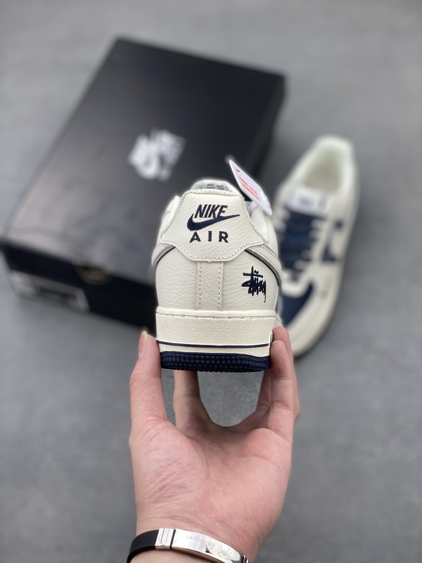 Nike Air Force 1 '07 Low Stussy Collab Sneakers - Cream/Navy 5 i1748550173376 1603 0 3