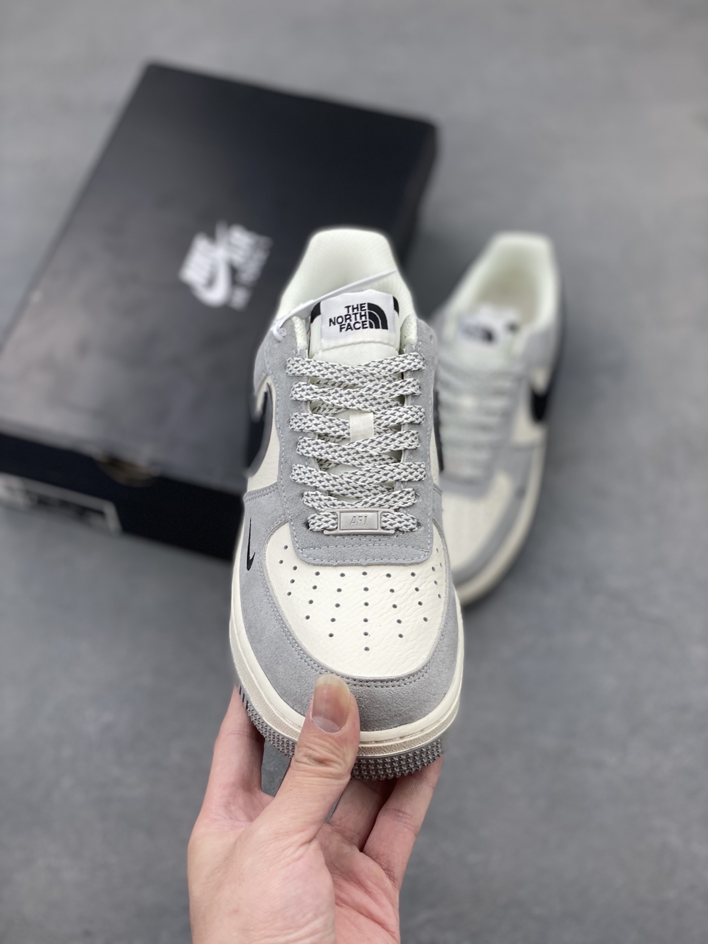 Nike Air Force 1 '07 Low The North Face Collaboration Grey Sneakers 3 i1748550231983 4502 0 1
