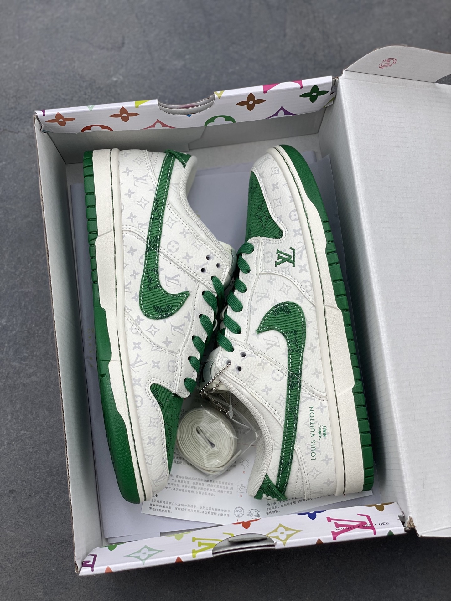 Nike SB Dunk Low Louis Vuitton Custom Casual Sneakers - Limited Edition 10 i1749066640776 7063 0 8