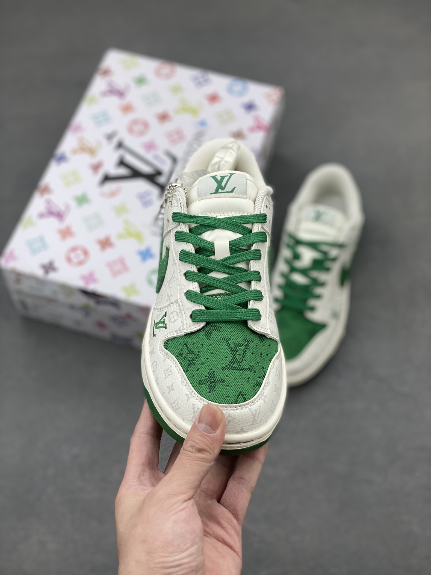 Nike SB Dunk Low Louis Vuitton Custom Casual Sneakers - Limited Edition 3 i1749066641260 5522 0 1
