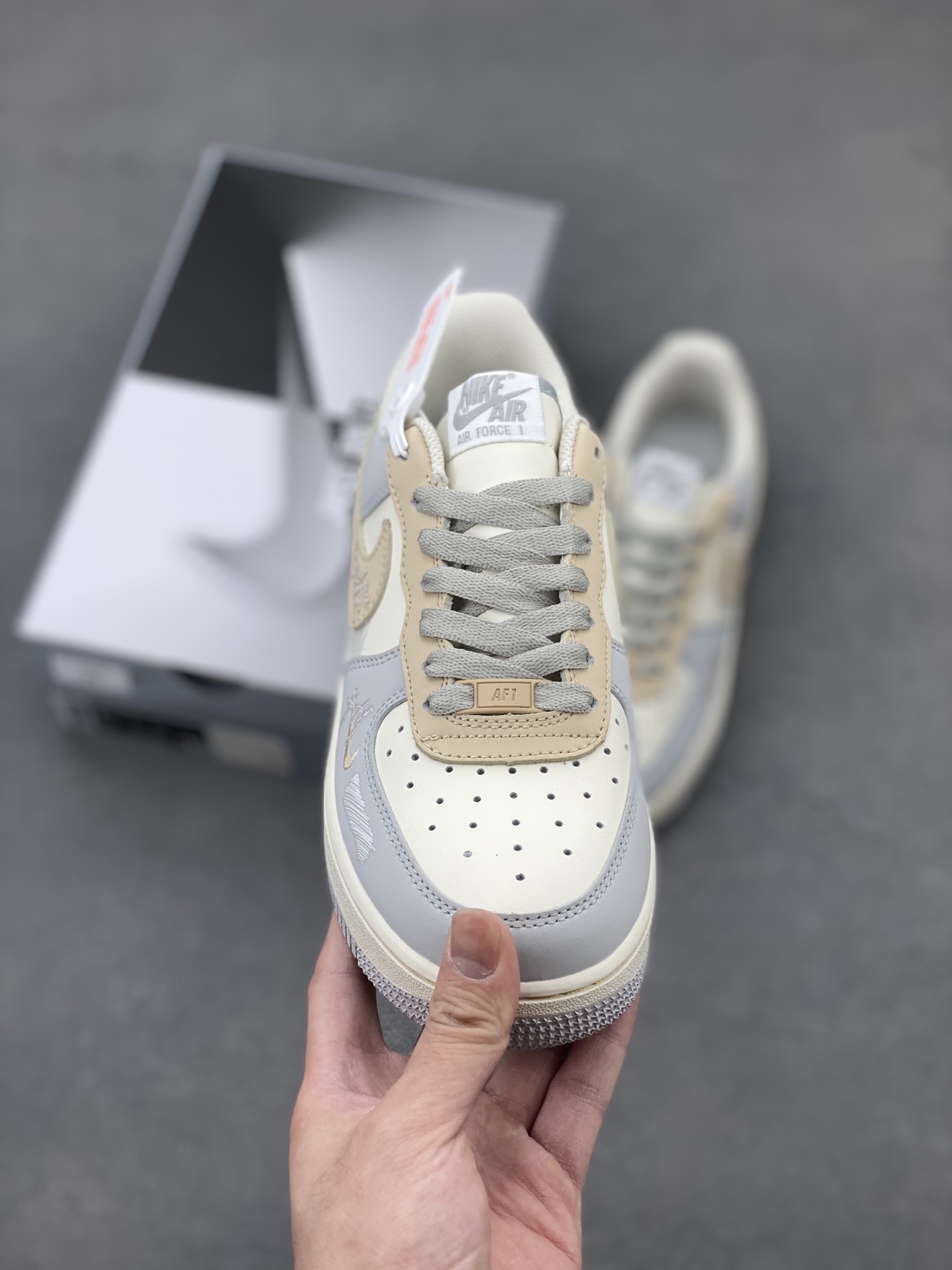Nike Air Force 1 '07 Low Sneakers Limited Edition - DB3310-111 3 i1749066903514 6641 0 1