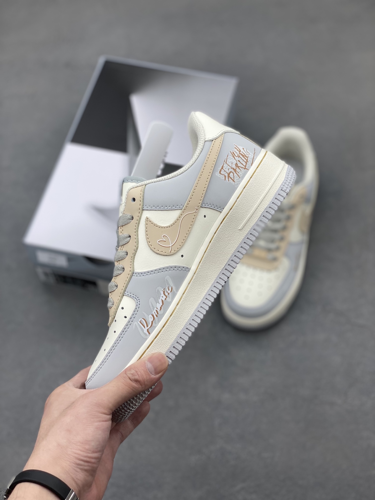 Nike Air Force 1 '07 Low Sneakers Limited Edition - DB3310-111 4 i1749066903534 2390 0 2