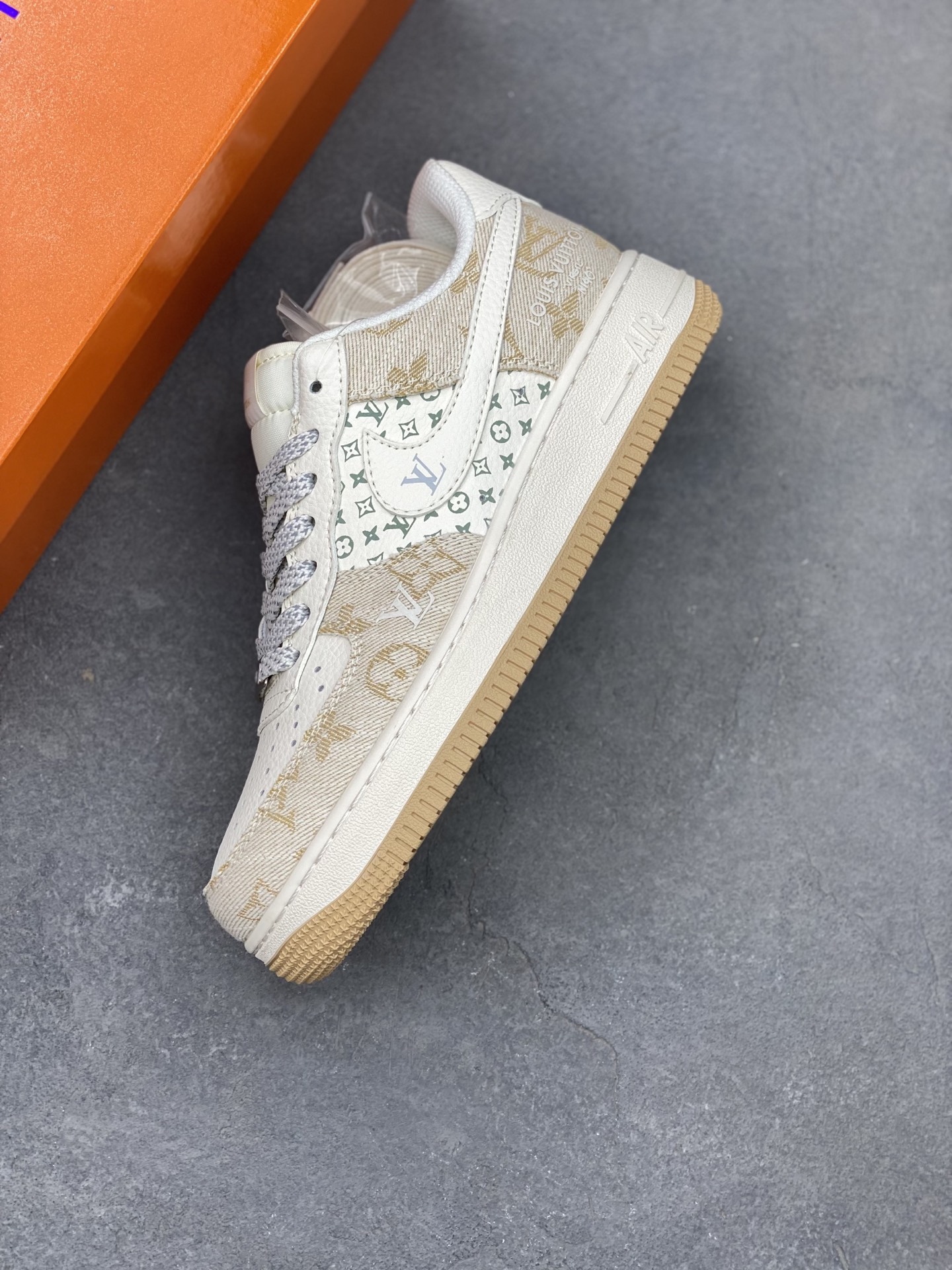 Nike Air Force 1 '07 Low Sneakers - Limited Edition, Premium Craftsmanship 8 i1749067061855 4317 0 6