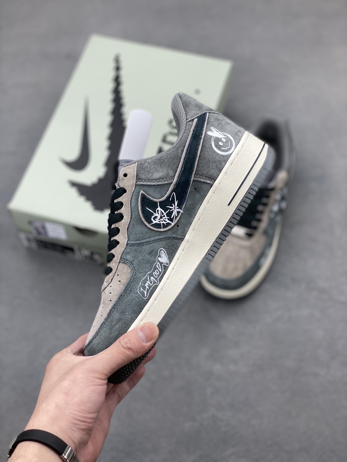 Nike Air Force 1 '07 Low Sneakers - Limited Edition, Premium Comfort 4 i1749067243523 3154 0 2