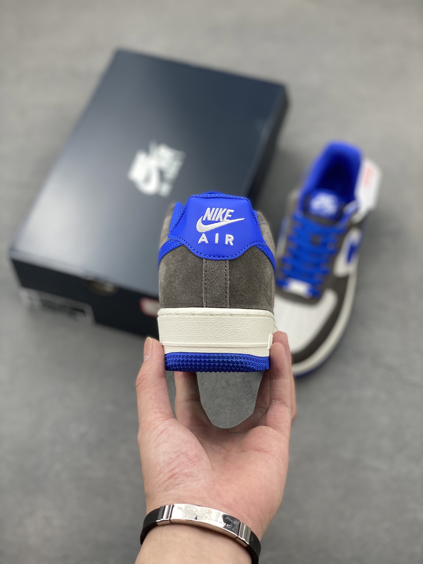 Nike Air Force 1 '07 Low Grey/Blue Sneakers - Limited Edition, Comfortable Fit 5 i1749757668311 236 0 3