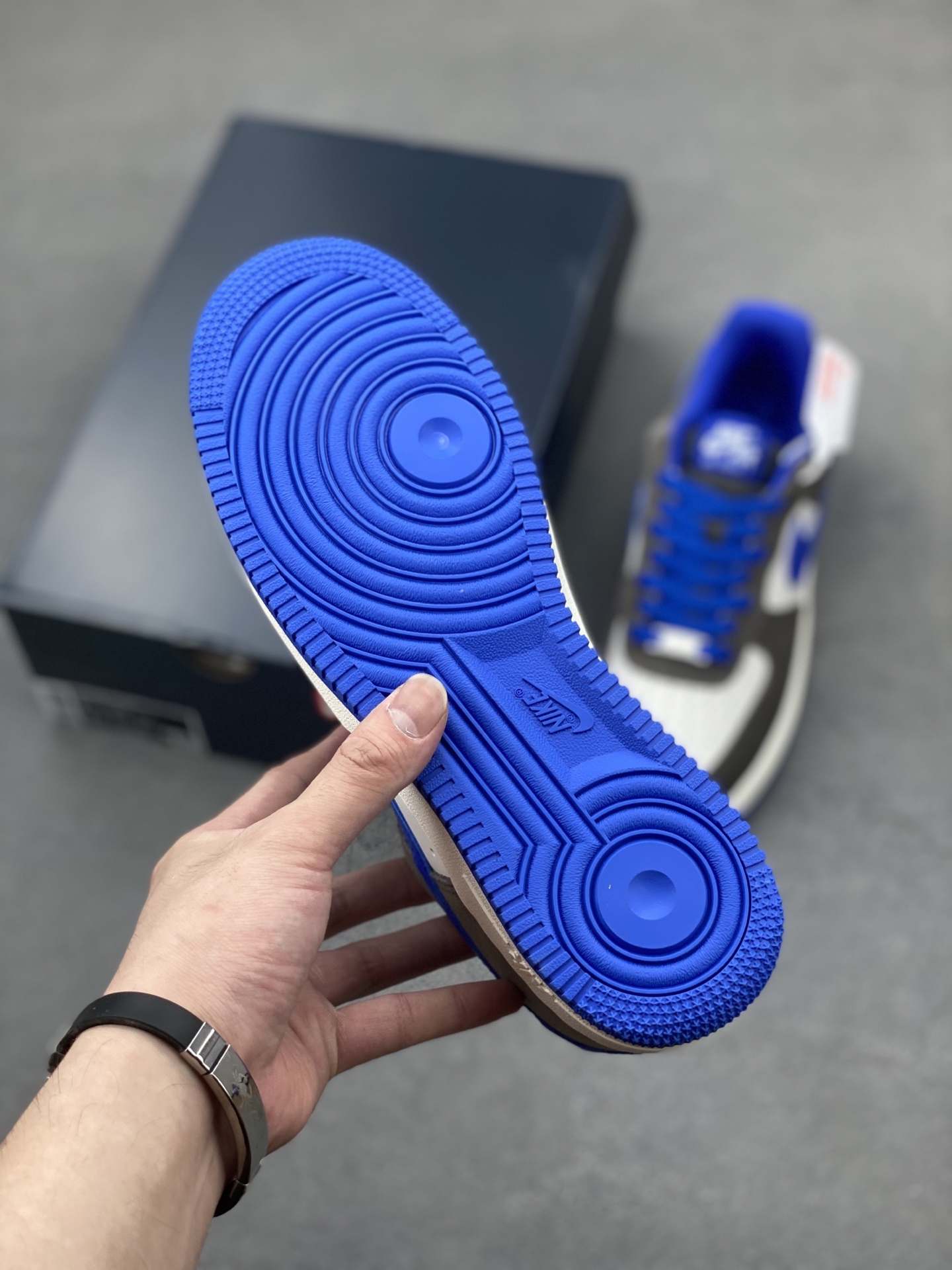 Nike Air Force 1 '07 Low Grey/Blue Sneakers - Limited Edition, Comfortable Fit 7 i1749757673586 9220 0 5