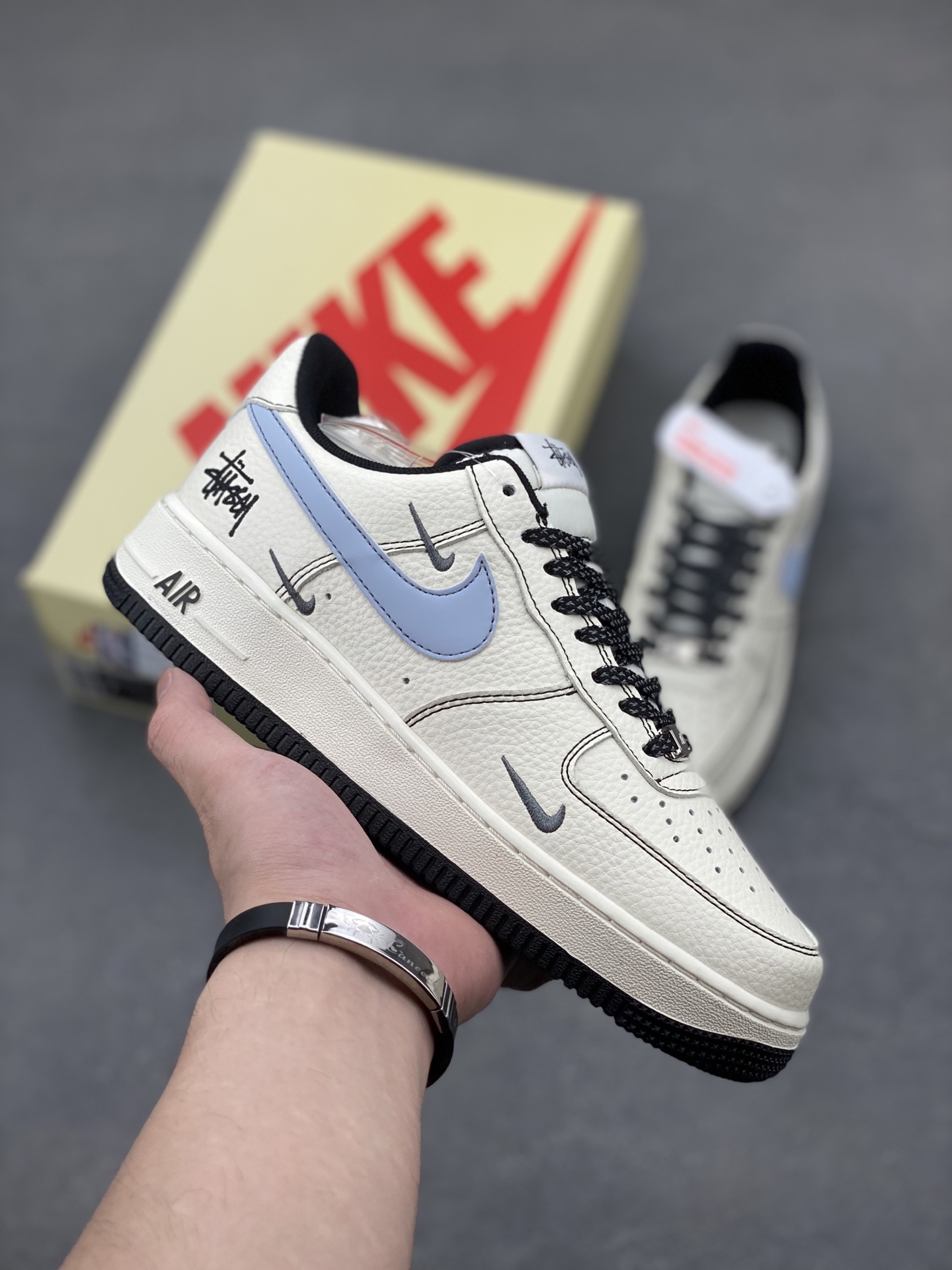 Nike Air Force 1 '07 Low Sneakers - Limited Edition, Premium Comfort 2 i1749757777067 5221 0 0