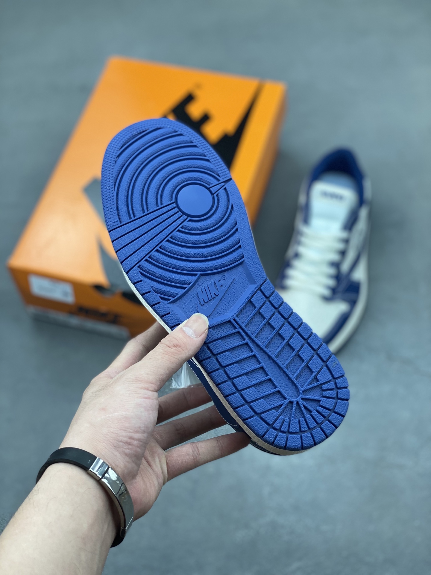 Travis Scott x Fragment Design x Jordan Air Jordan 1 Low OG SP 6 i1750192767169 5773 0 5