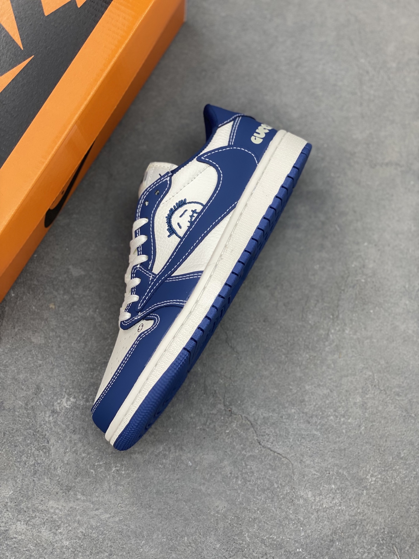 Travis Scott x Fragment Design x Jordan Air Jordan 1 Low OG SP 7 i1750192767209 294 0 6