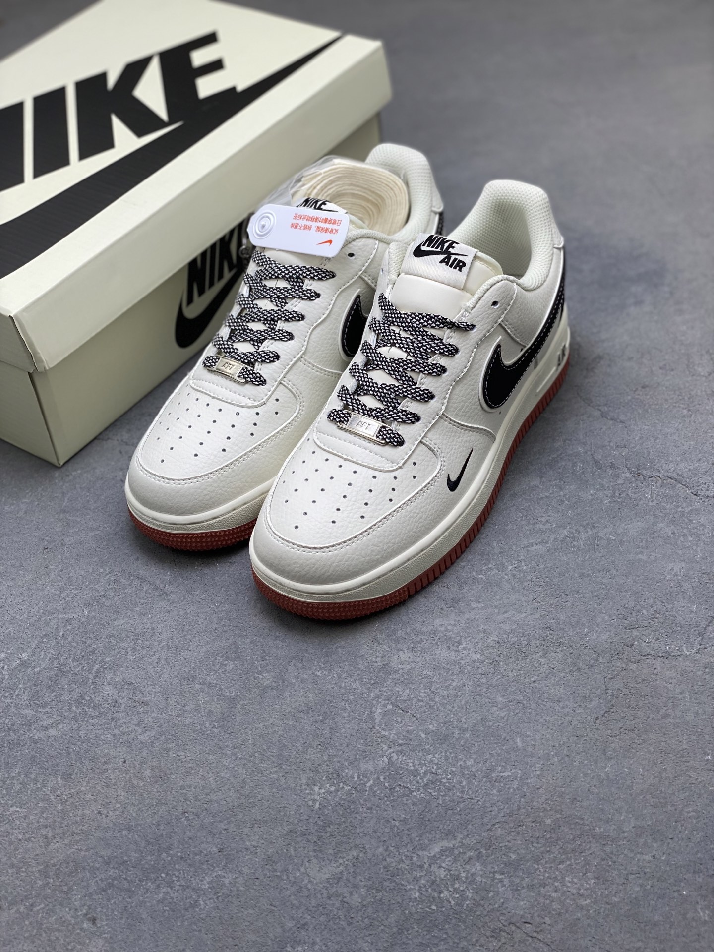 Nike Air Force 1 '07 Low Sneakers - Limited Edition, Premium Comfort 9 i1750617153115 1482 0 7