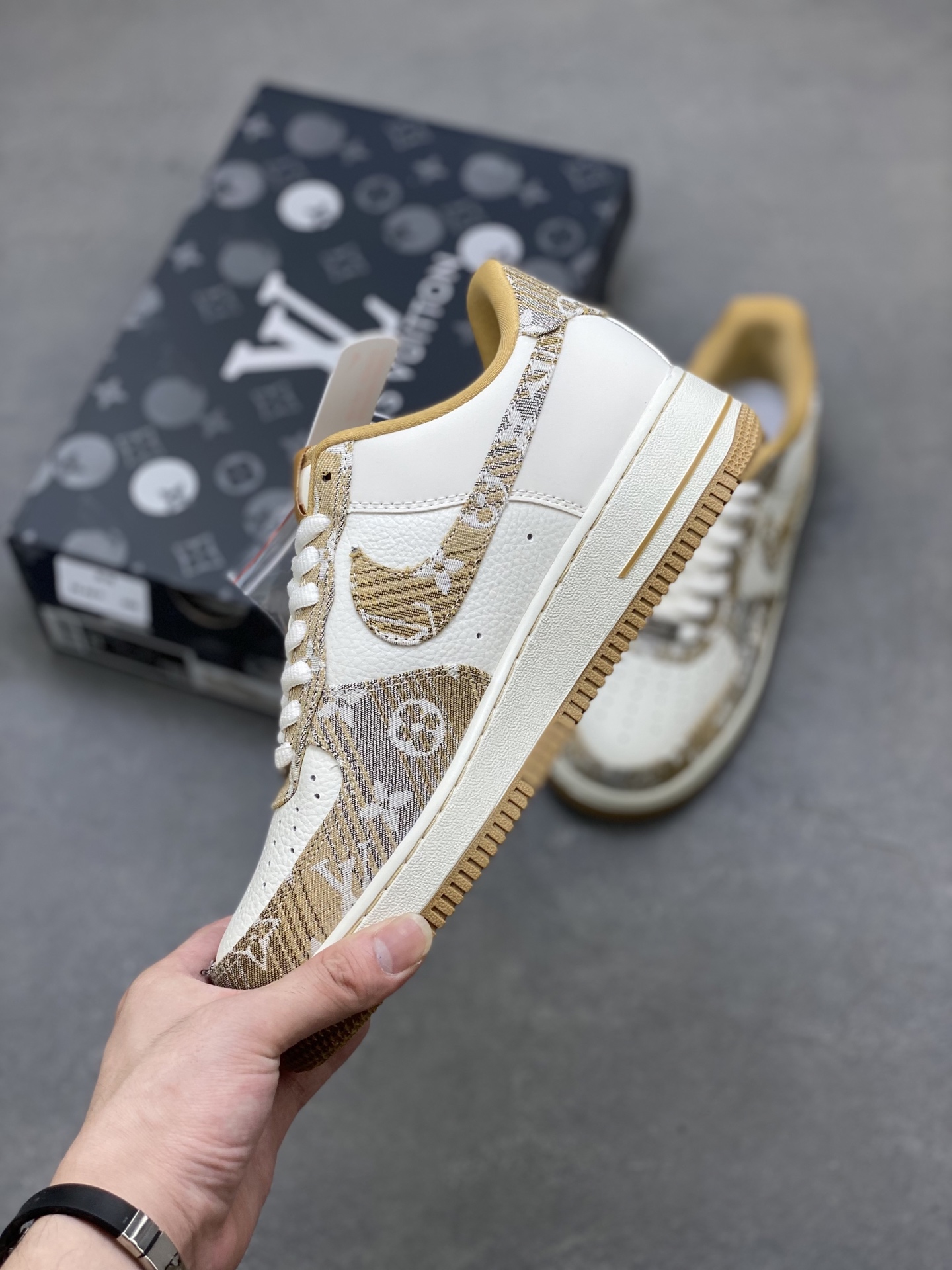 Nike Air Force 1 '07 Low Louis Vuitton Custom Sneakers - Limited Edition 4 i1750617203683 4814 0 2