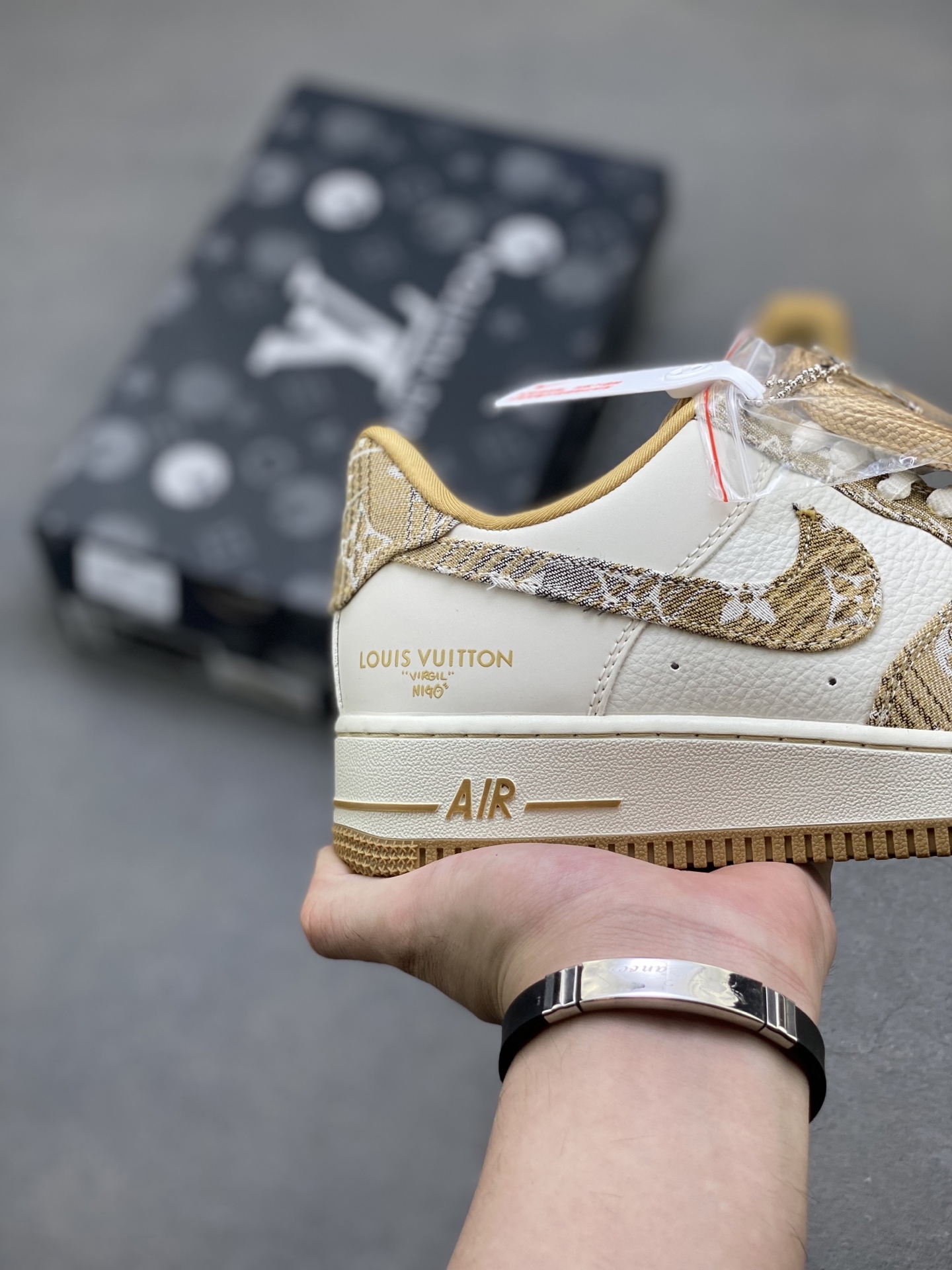 Nike Air Force 1 '07 Low Louis Vuitton Custom Sneakers - Limited Edition 6 i1750617203719 663 0 4