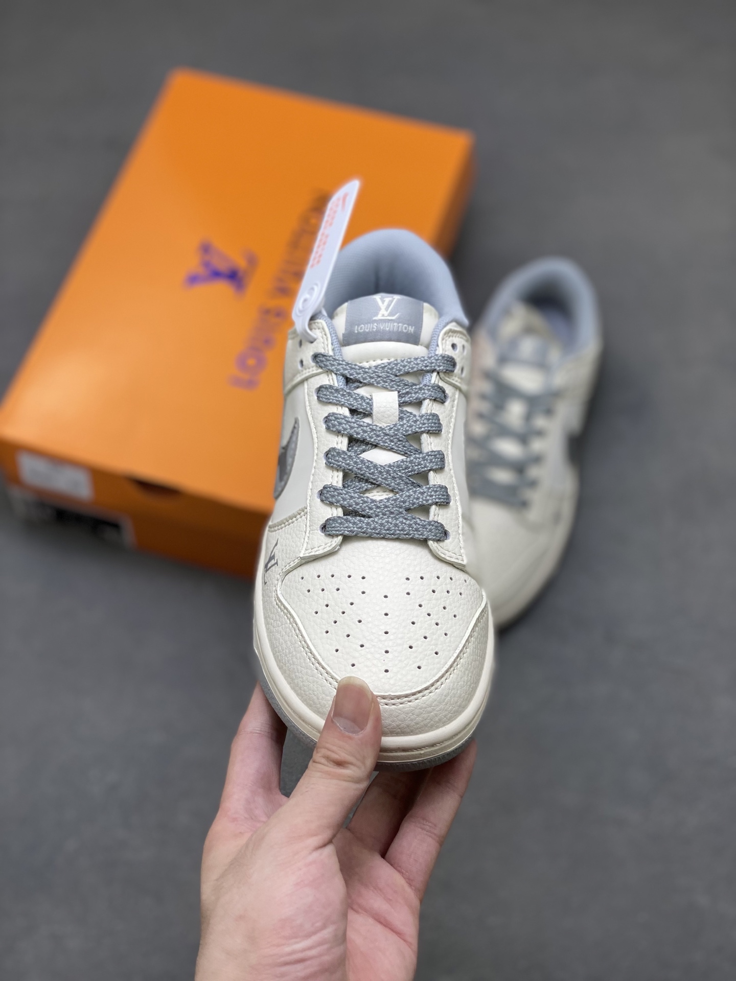 Nike Air Dunk LOW 1 'Louis Vuitton' Limited Edition Fashion Sneakers 3 i1750703420603 4567 0 1