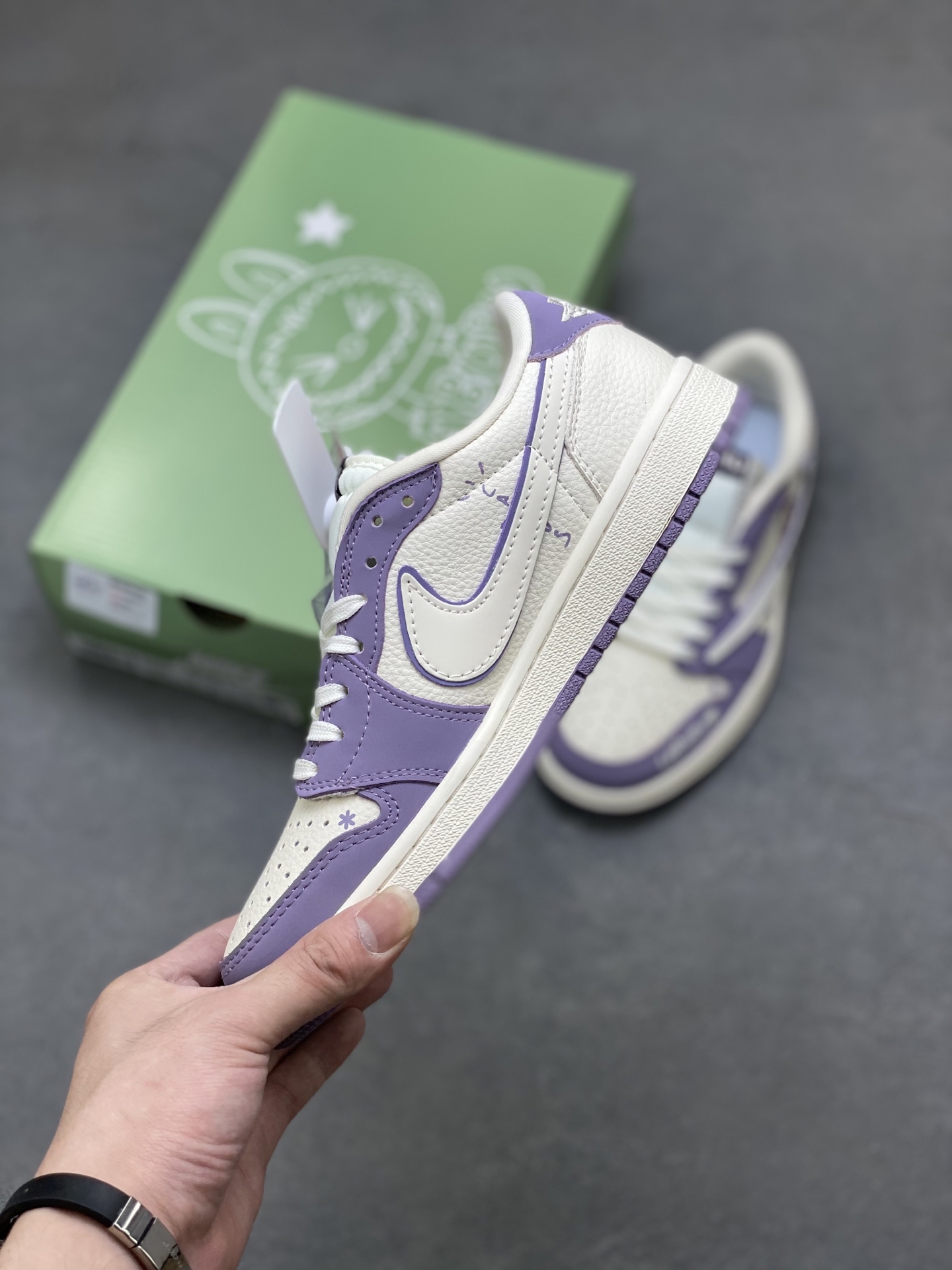 Travis Scott x Nike Air Jordan 1 Low Labubu, Graffiti Custom Sneakers 4 i1751487659740 5869 0 2