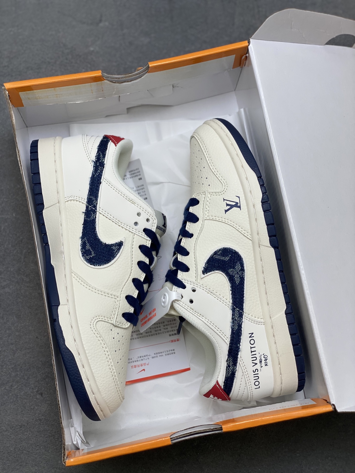 Nike SB Dunk Low x Louis Vuitton White Blue Sneakers - Premium Quality 10 i1751487707097 2797 0 8