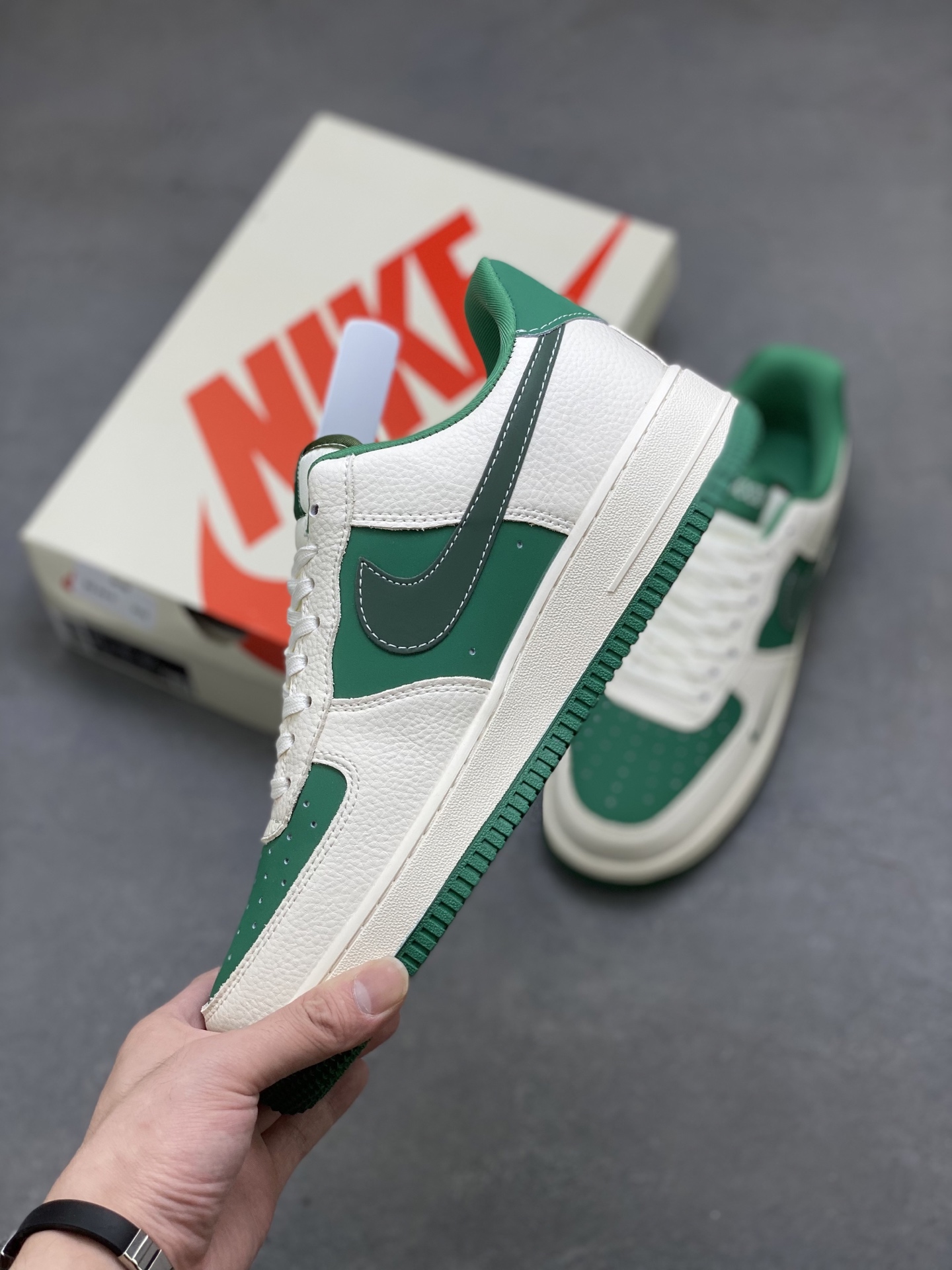 Nike Air Force 1 '07 Low Green/White Custom Sneakers - Limited Edition 4 i1752768367079 7257 0 2