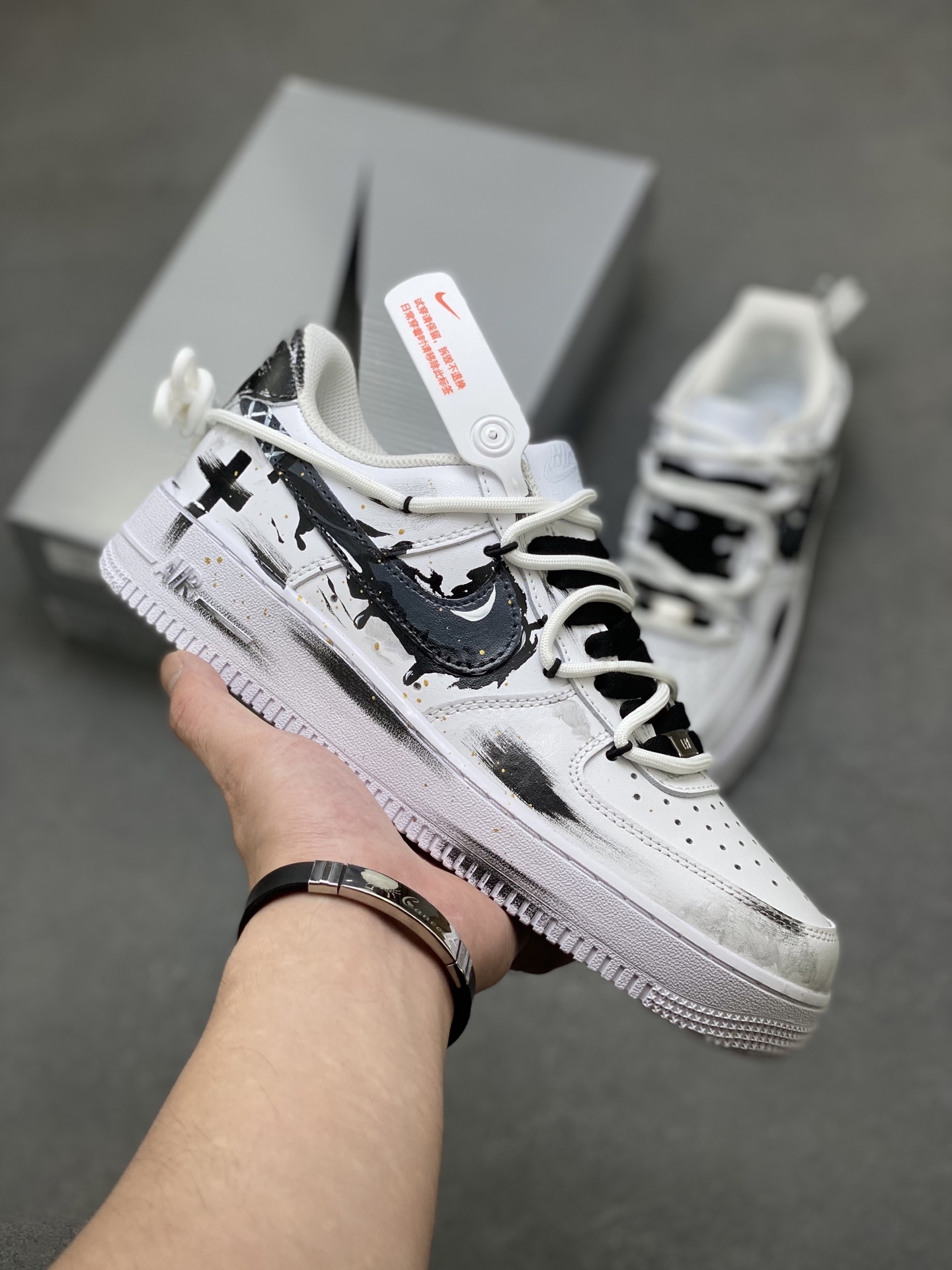Nike Air Force 1 '07 Low White/Black Casual Sneakers CW2288-111 2 i1753460329462 6888 0 0