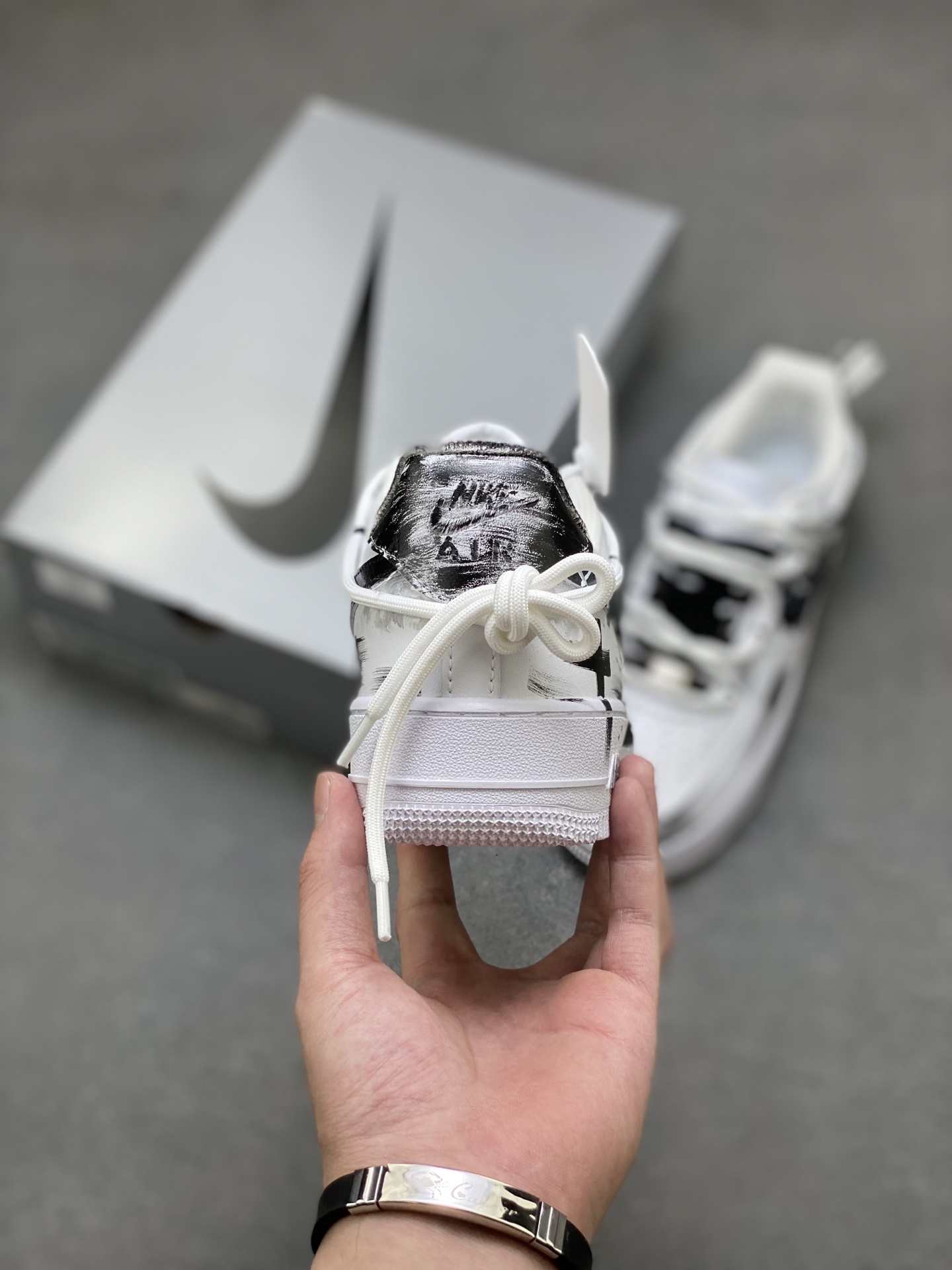 Nike Air Force 1 '07 Low White/Black Casual Sneakers CW2288-111 5 i1753460334854 7738 0 3
