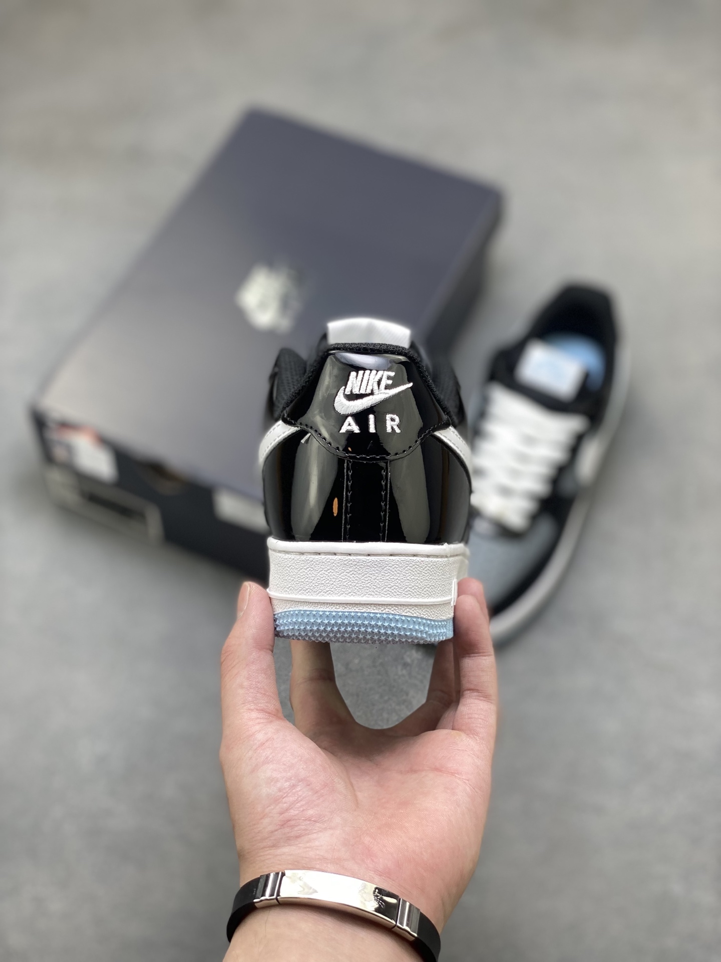 Nike Air Force 1 '07 Low Black Grey White - Limited Edition Sneaker 5 i1753806440792 2535 0 3